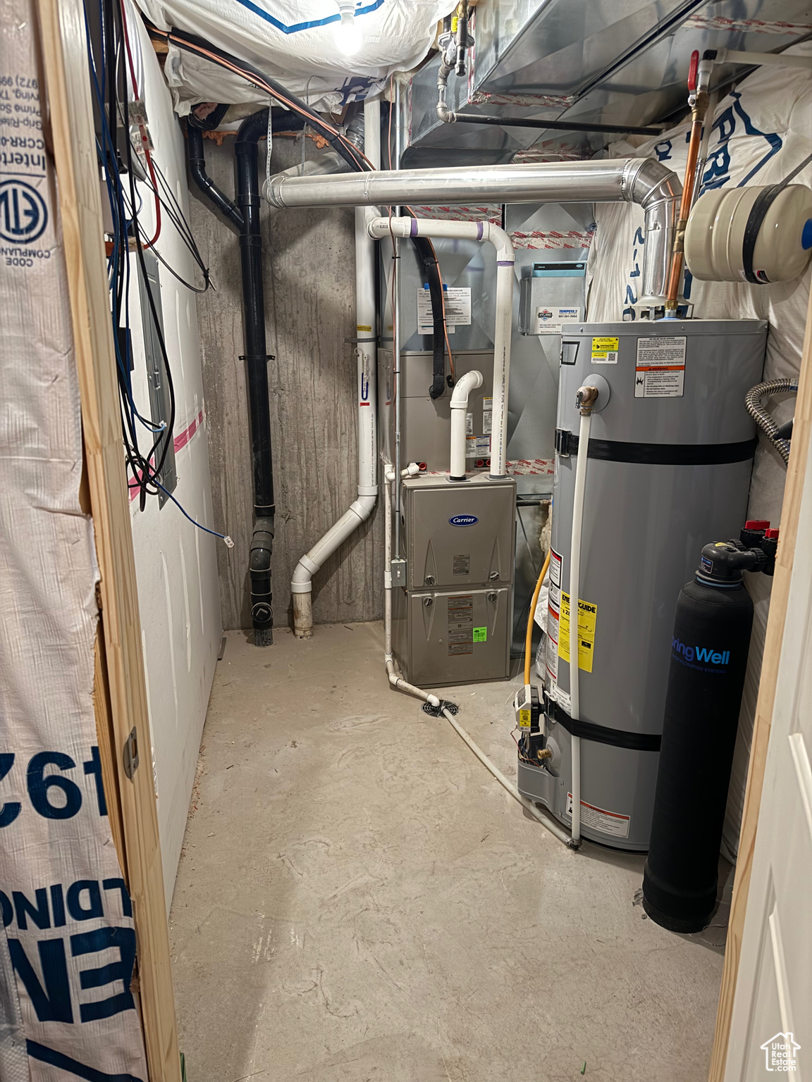 1764 E FALL ST