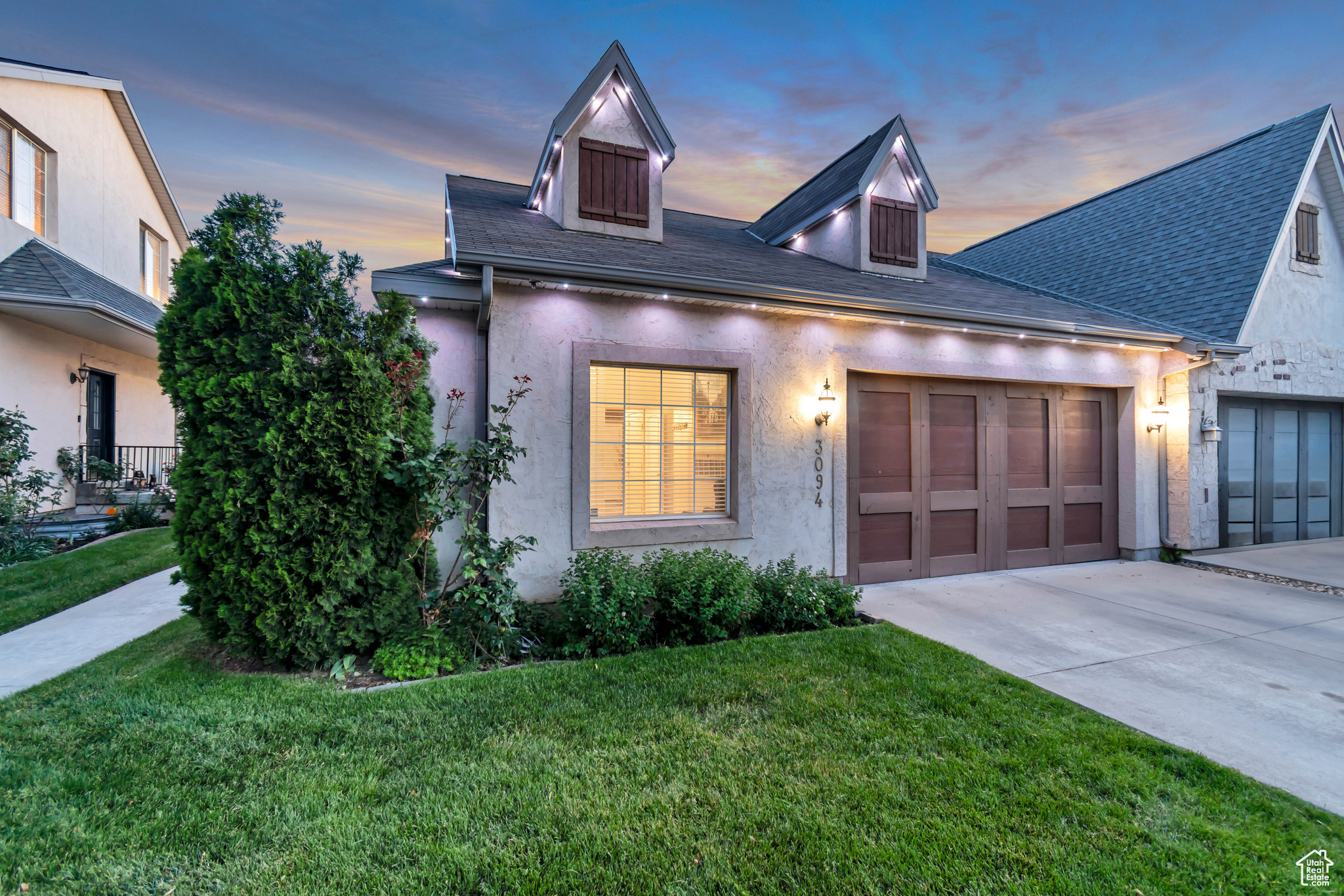3094 E SOMERSET DR