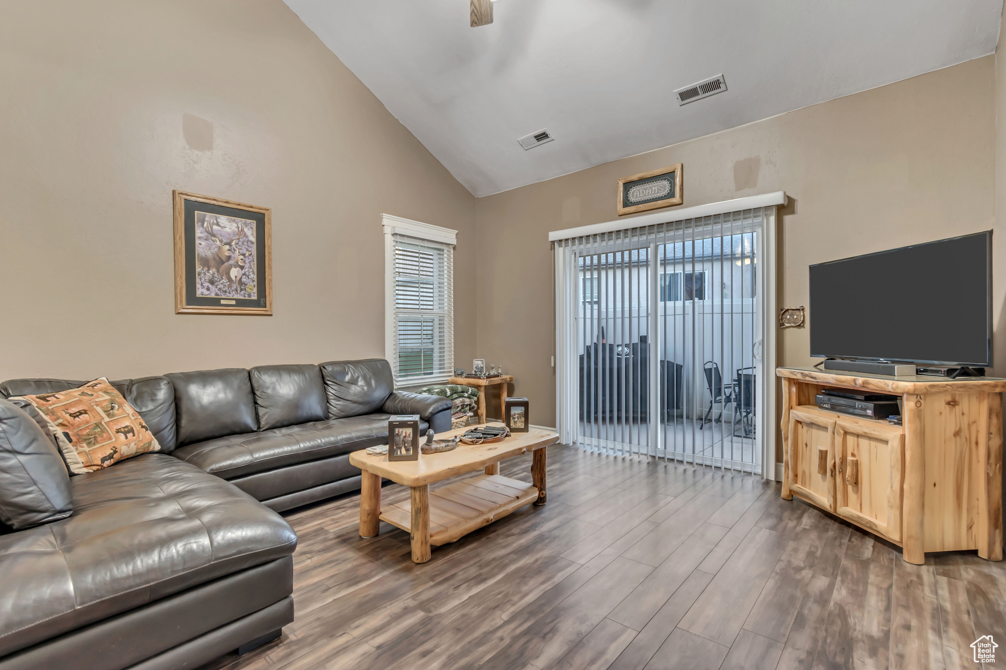 3094 E SOMERSET DR