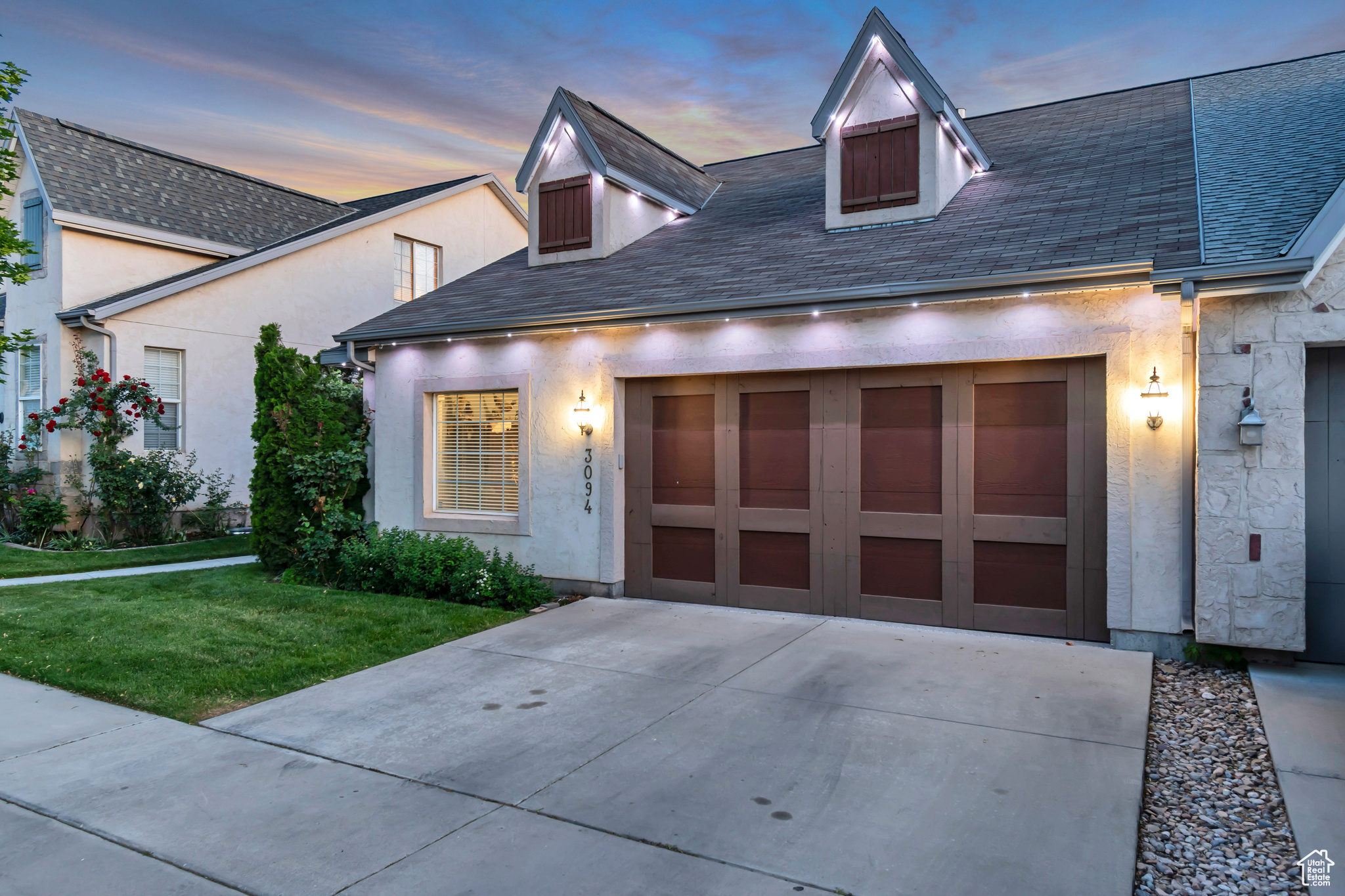3094 E SOMERSET DR