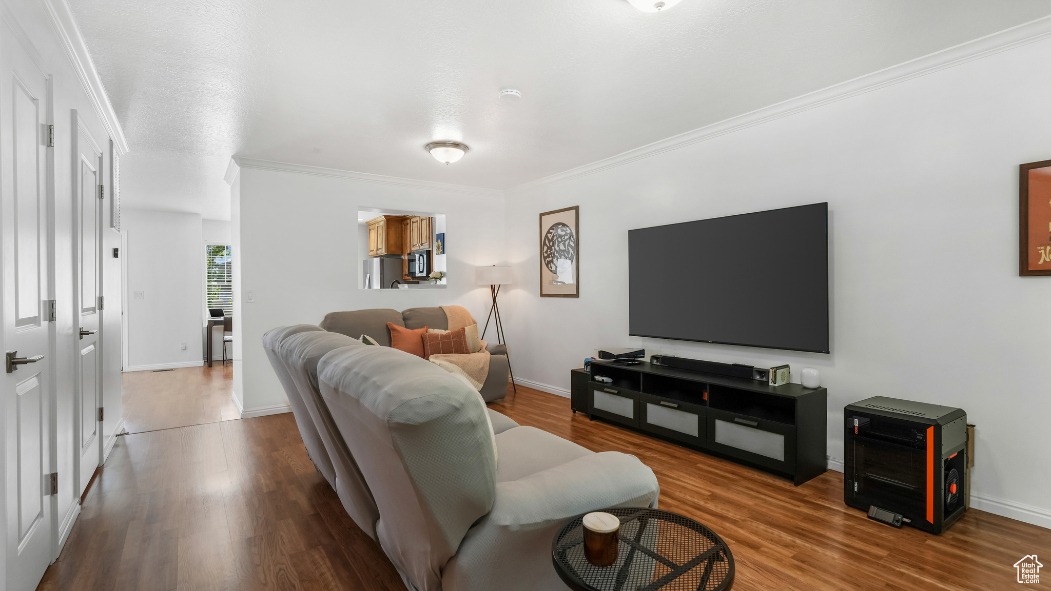 1029 INDEPENDENCE