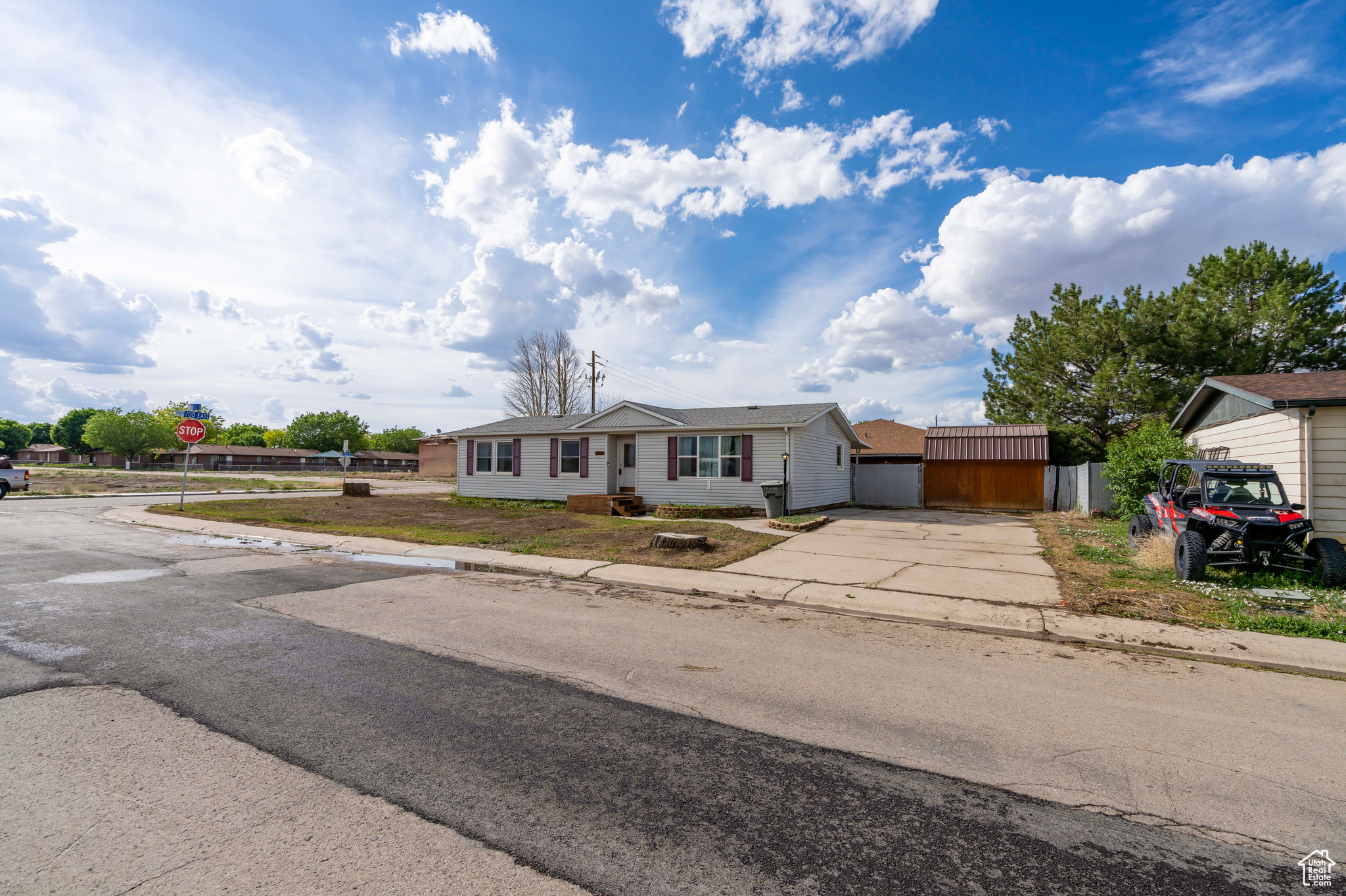 707 E MAPLE