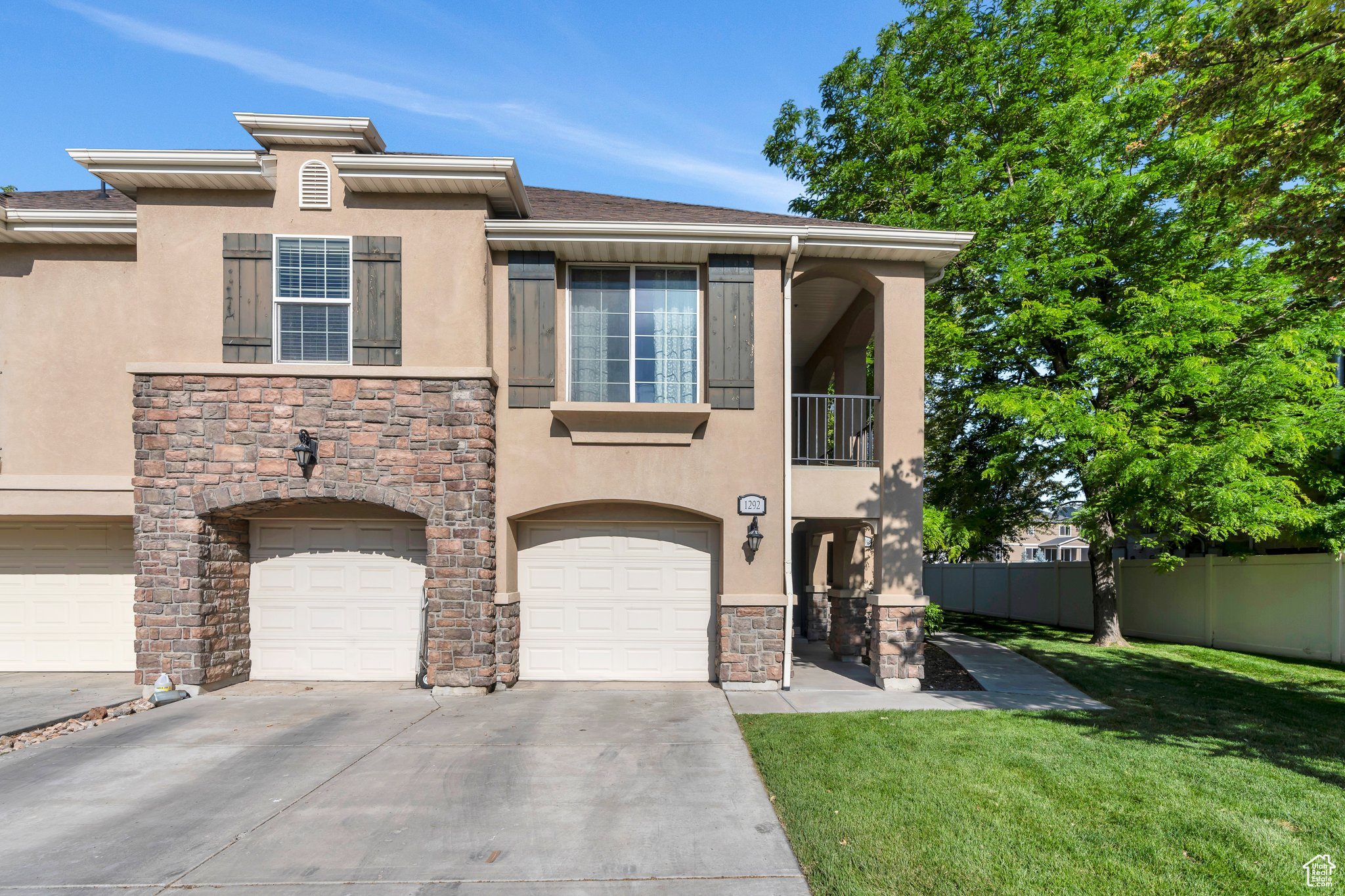 1292 W DALLIN DR