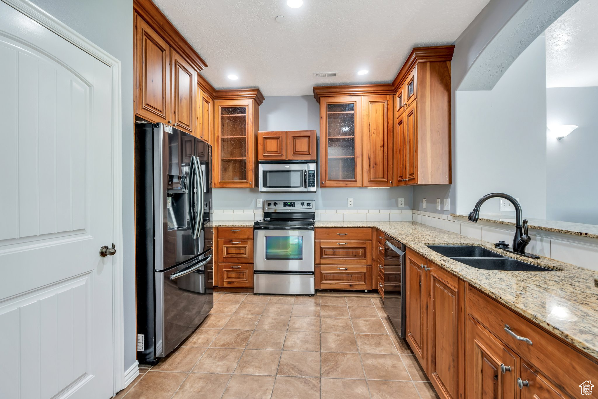 1292 W DALLIN DR