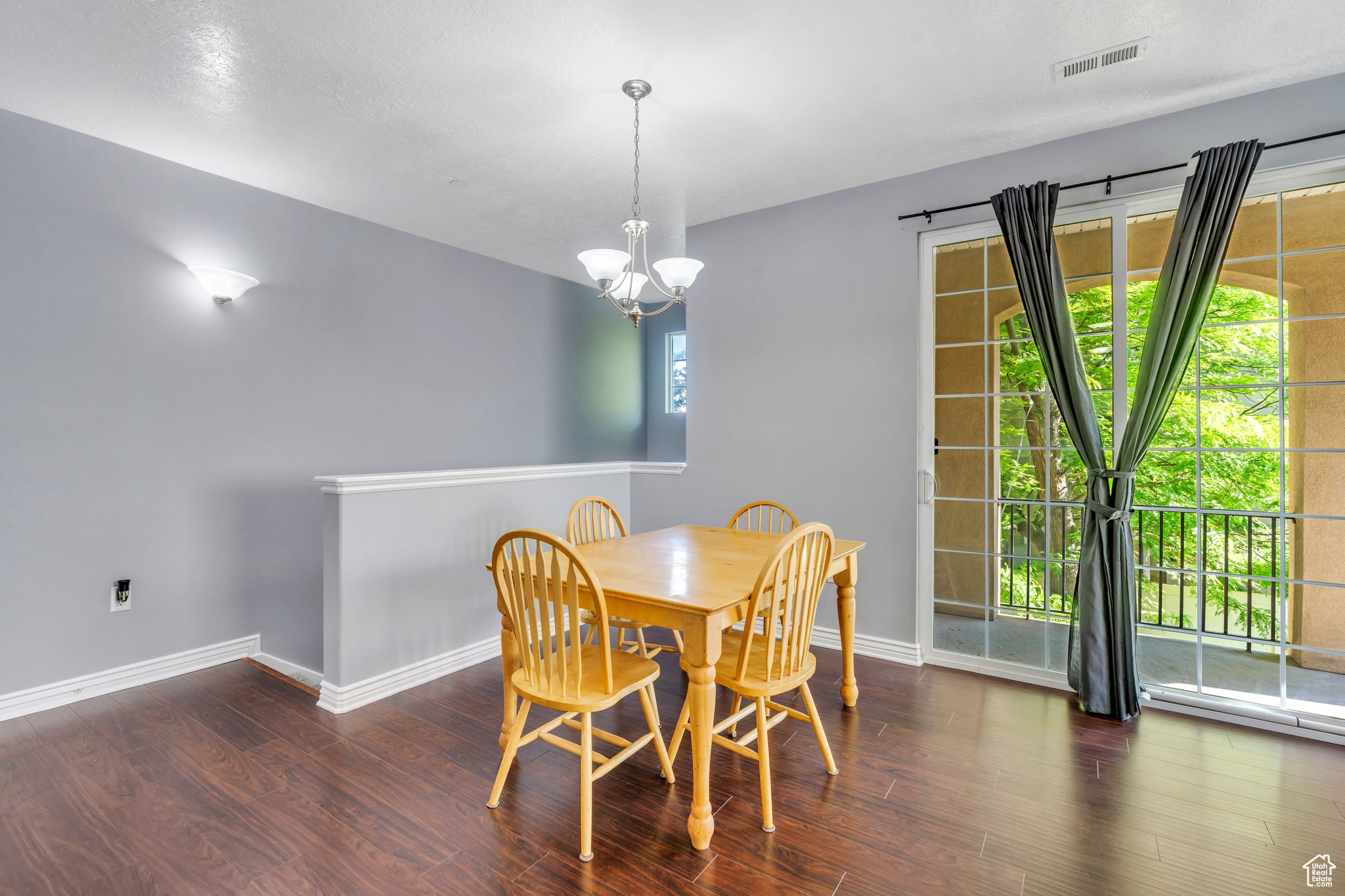 1292 W DALLIN DR