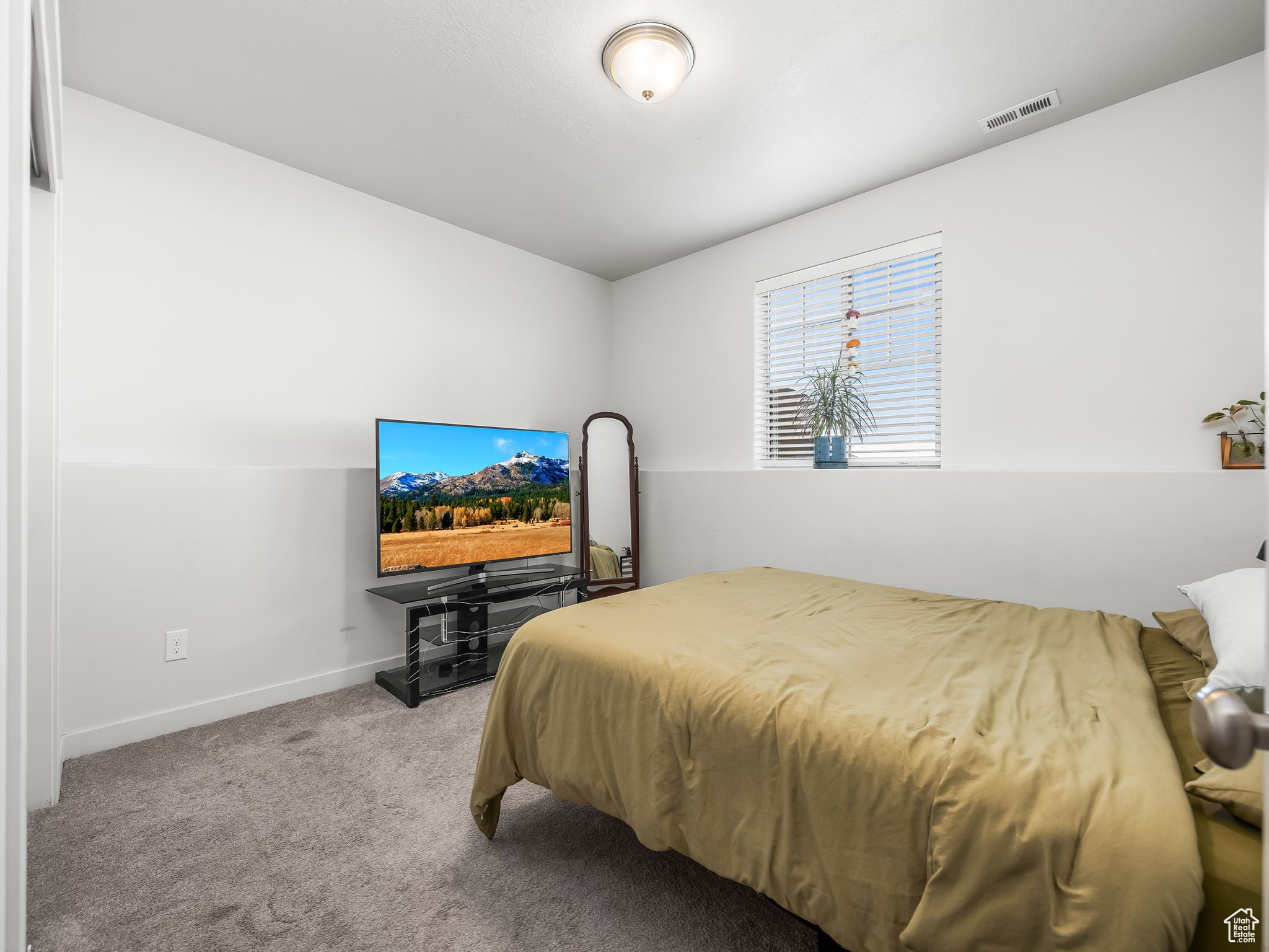 1110 W OSPREY DR