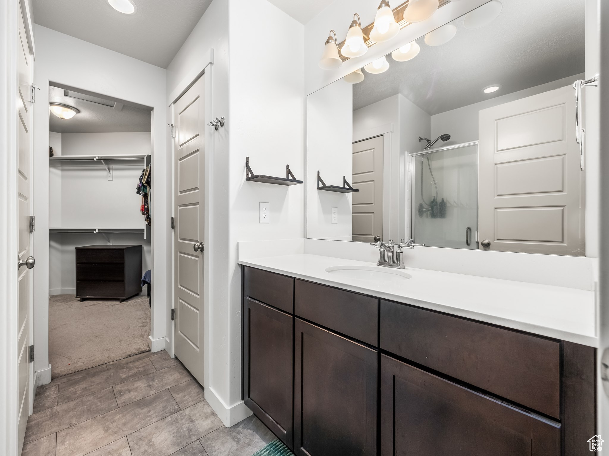 1110 W OSPREY DR