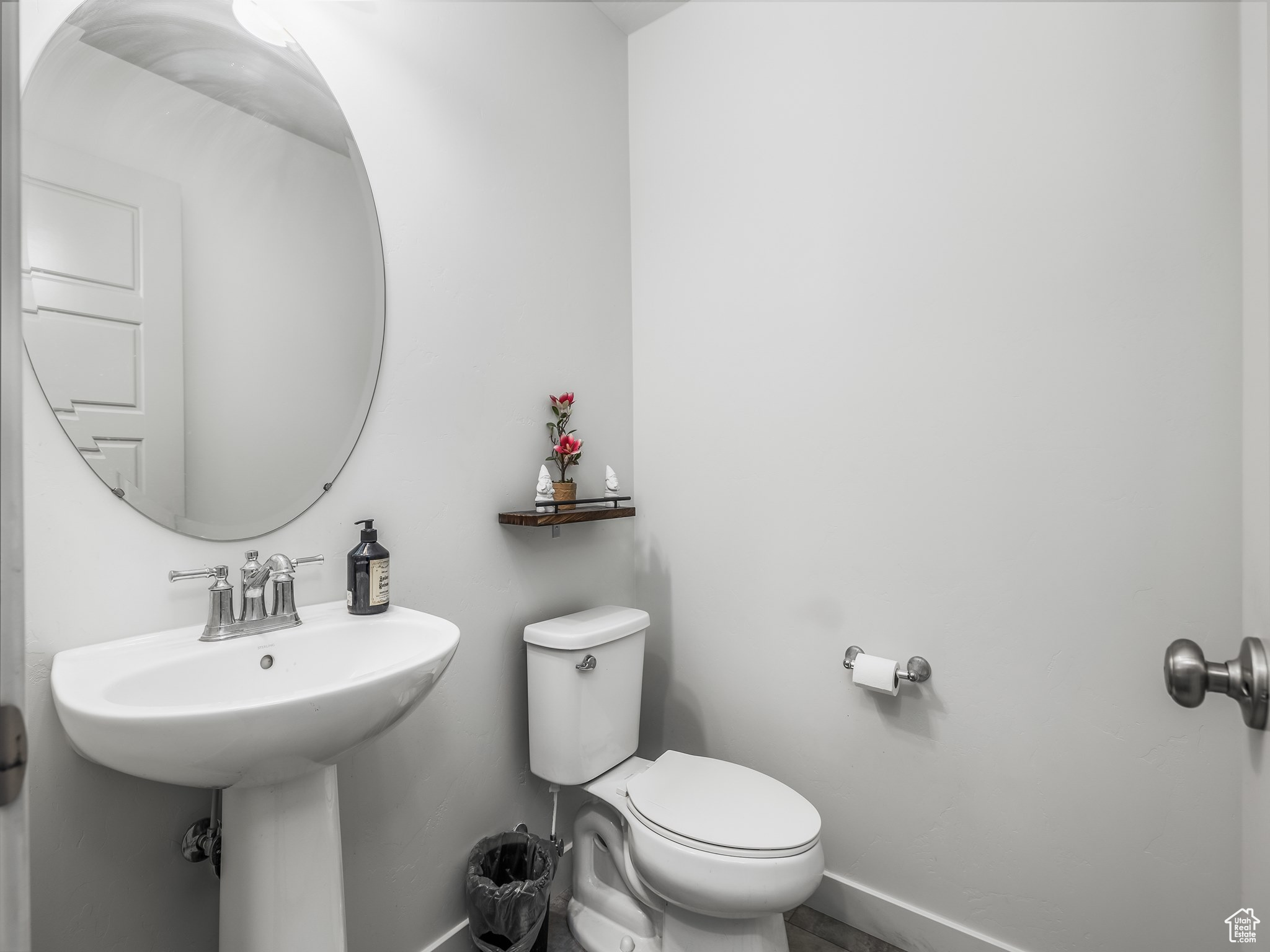 1110 W OSPREY DR
