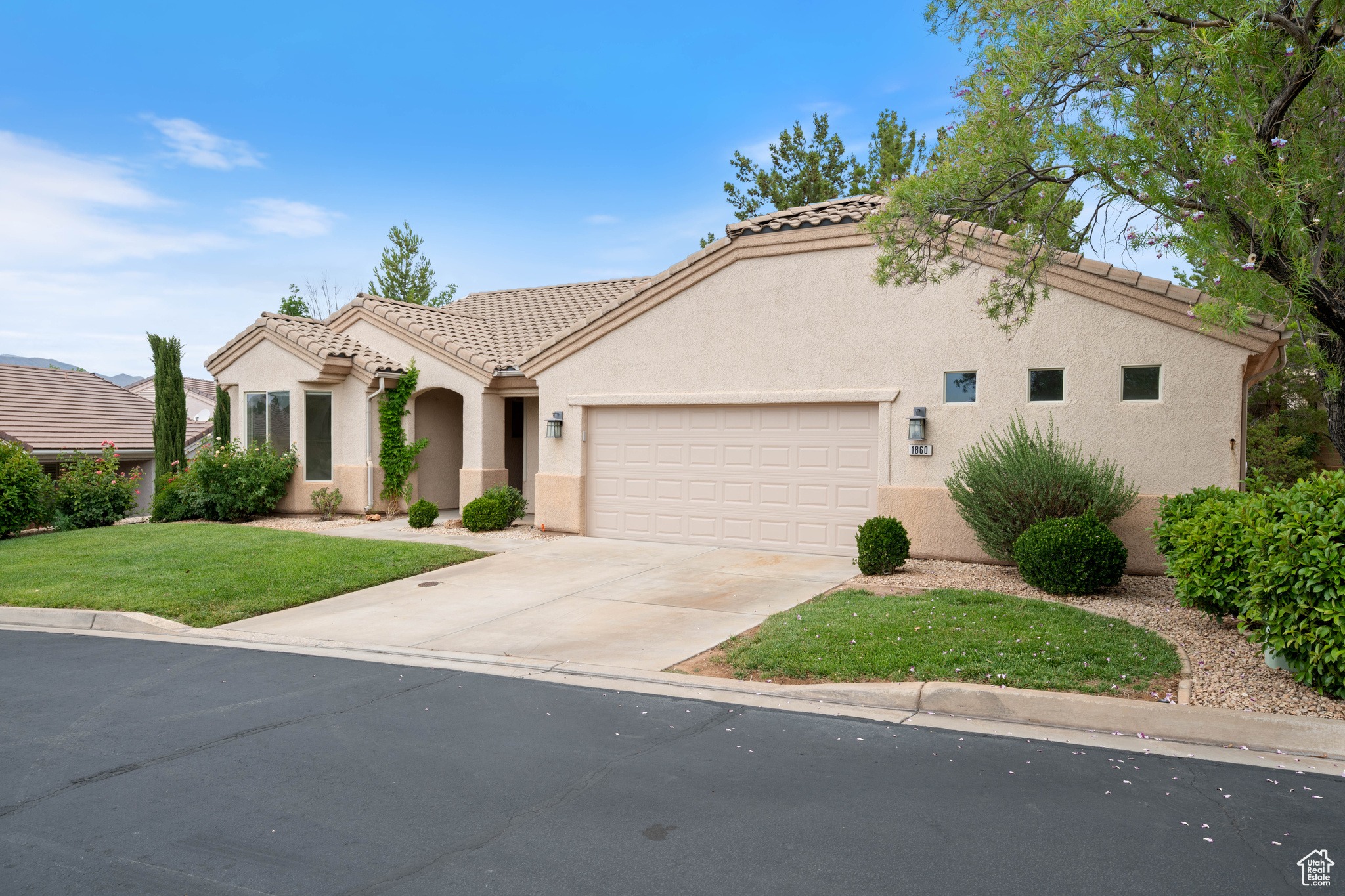 1860 RUBY RIVER LN