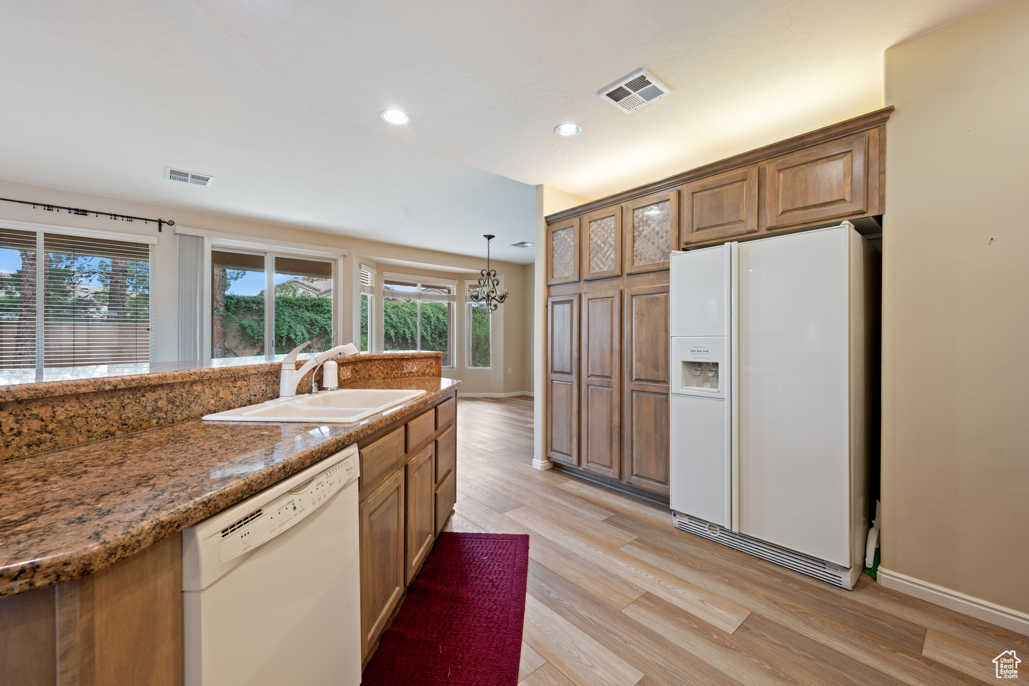 1860 RUBY RIVER LN