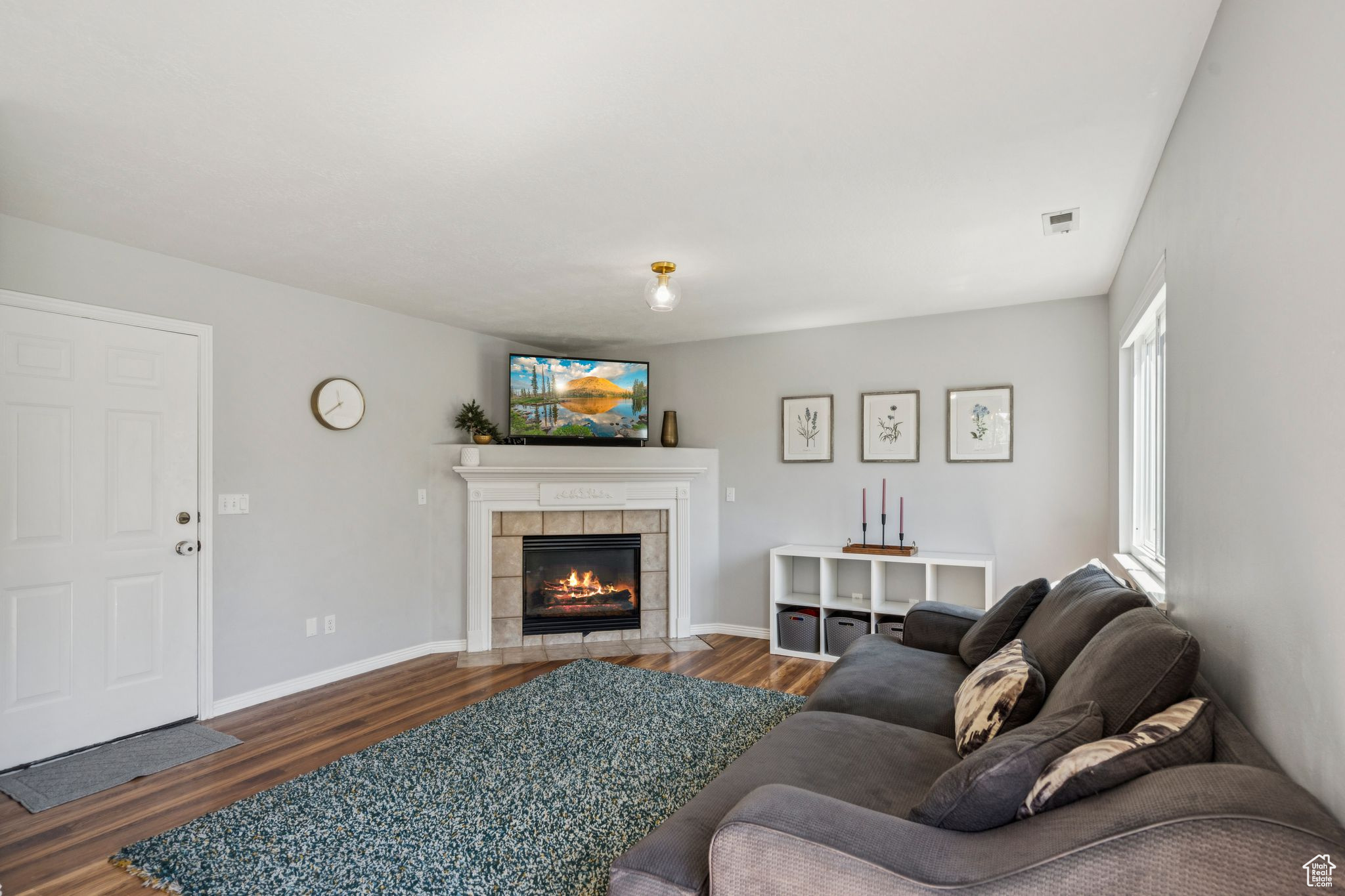 4052 W NEWLAND LOOP