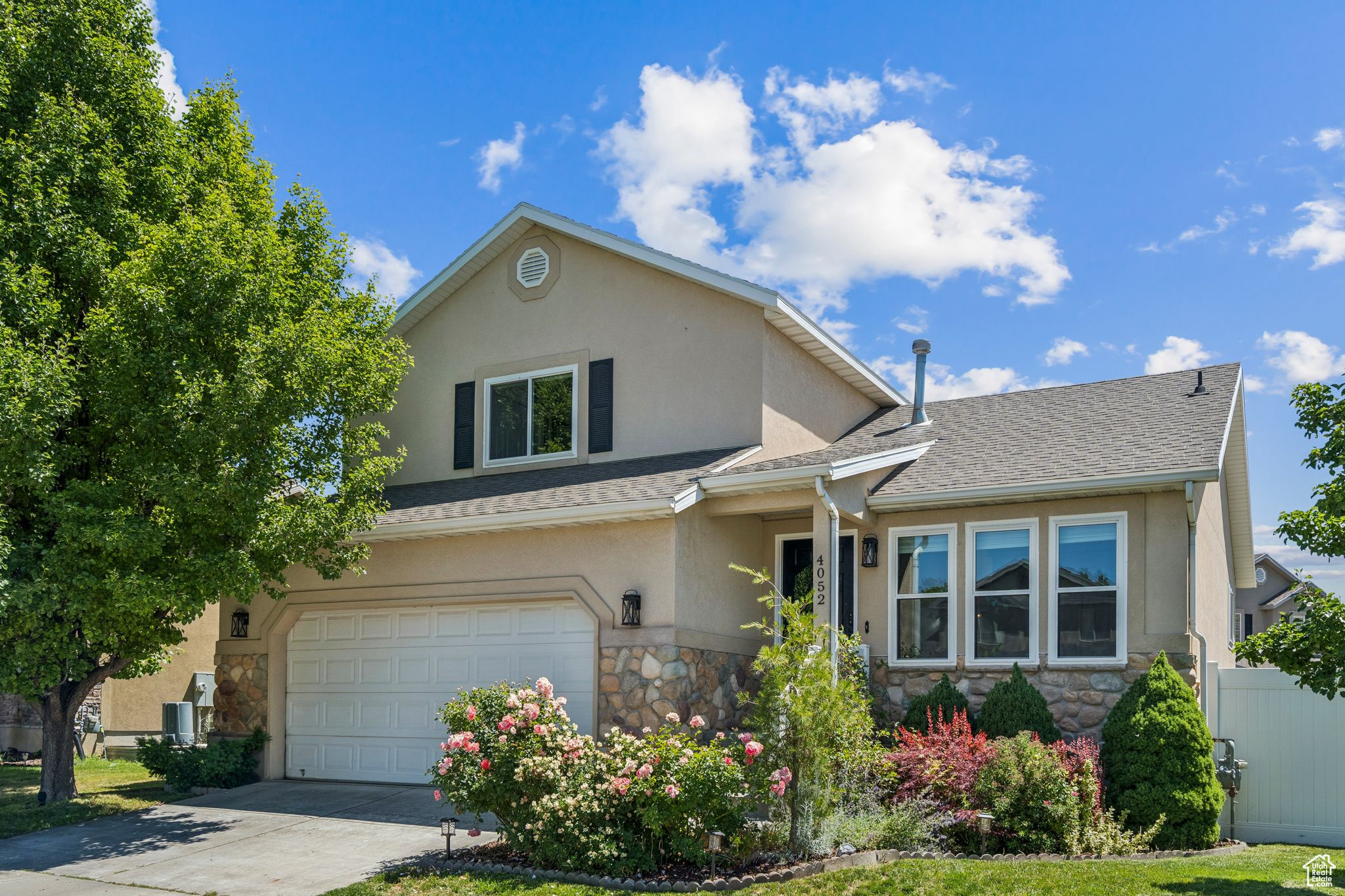 4052 W NEWLAND LOOP
