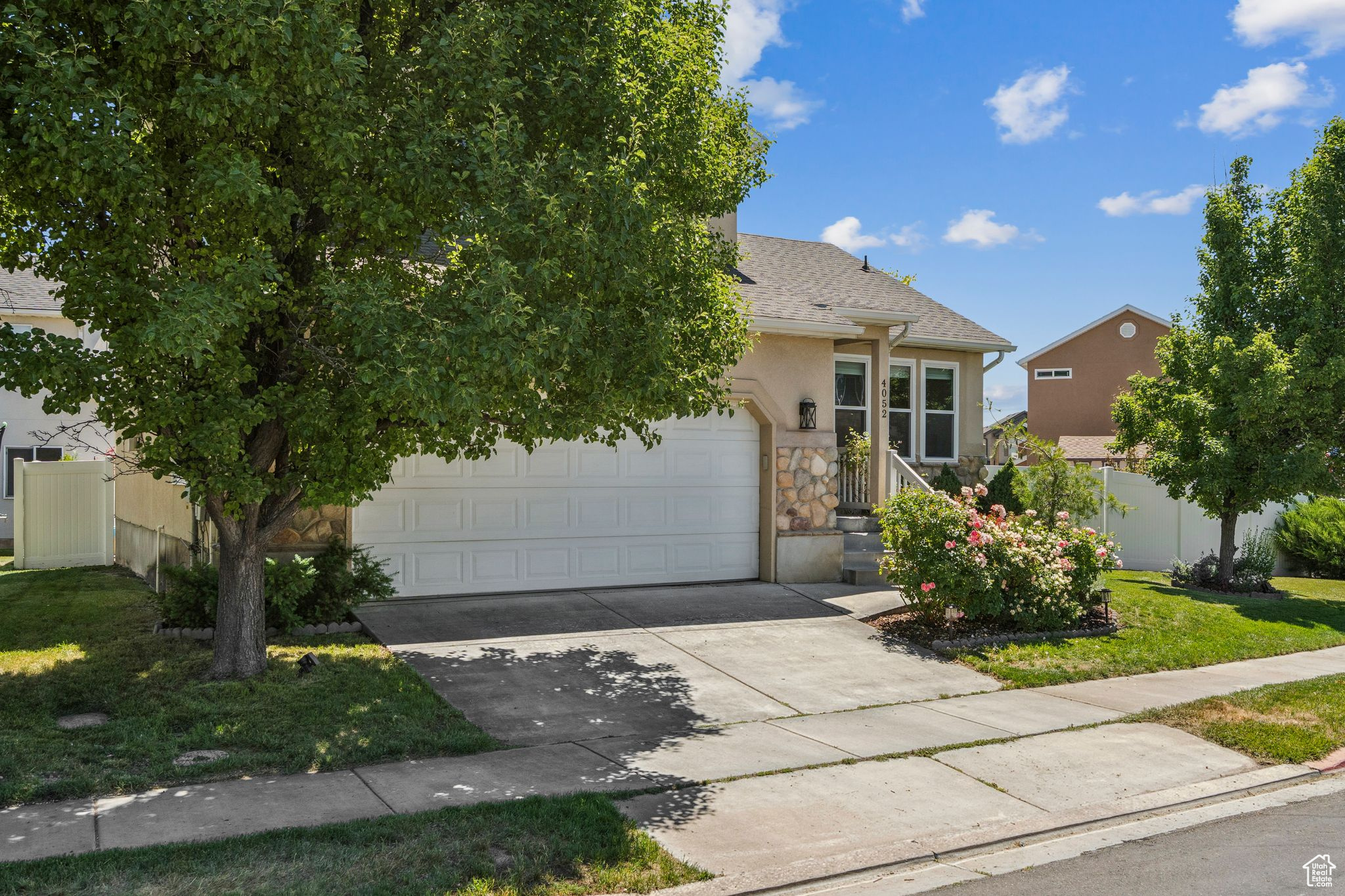 4052 W NEWLAND LOOP