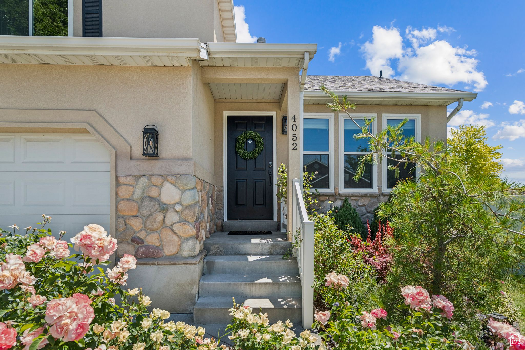 4052 W NEWLAND LOOP