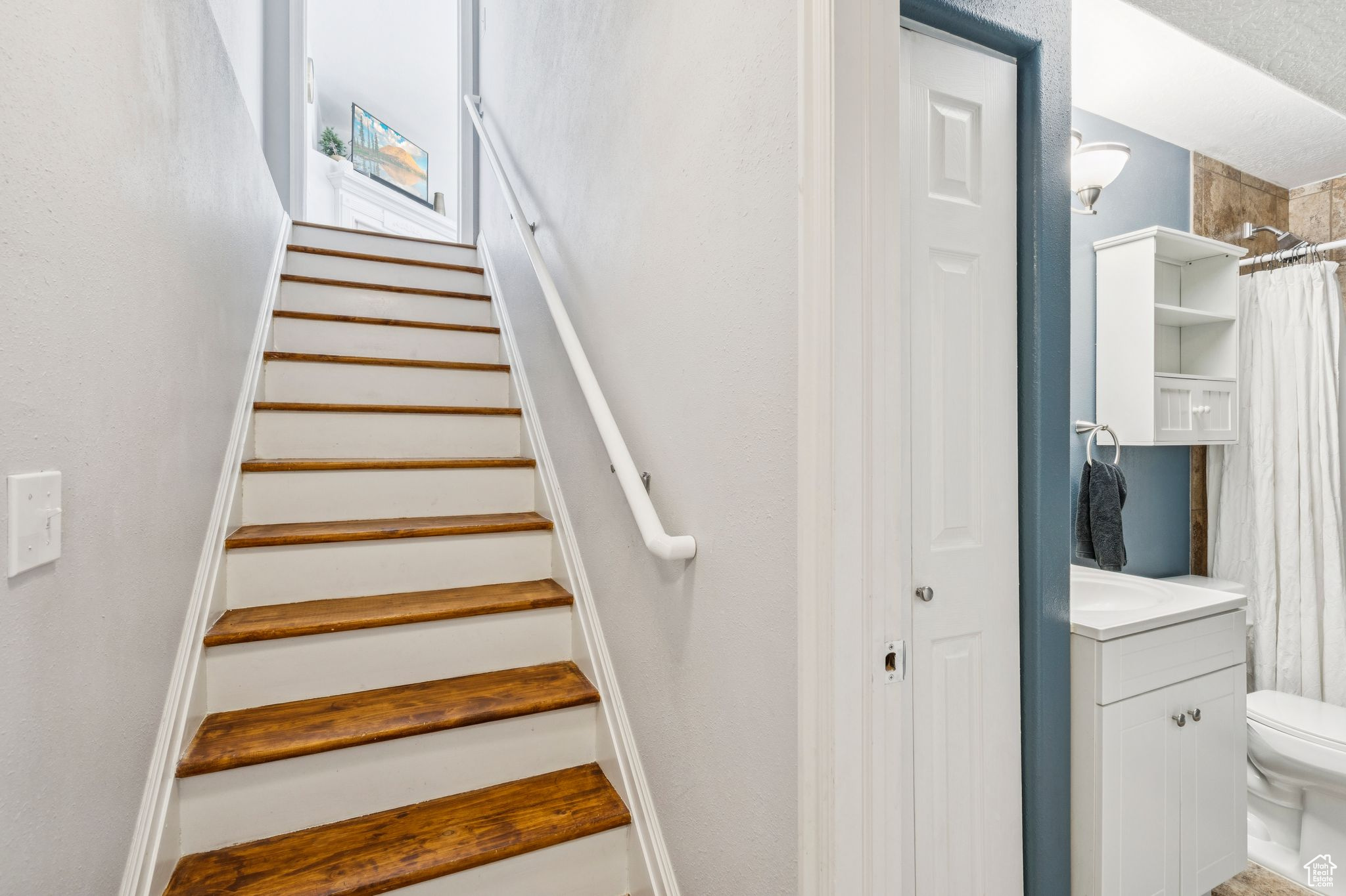 4052 W NEWLAND LOOP