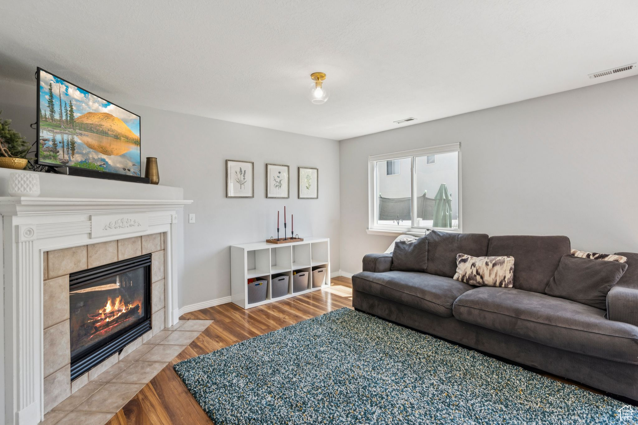 4052 W NEWLAND LOOP