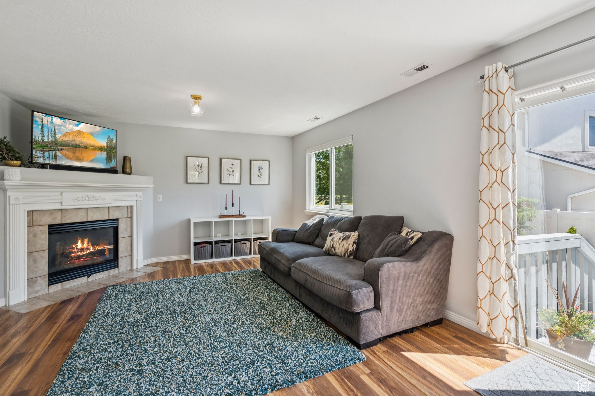 4052 W NEWLAND LOOP