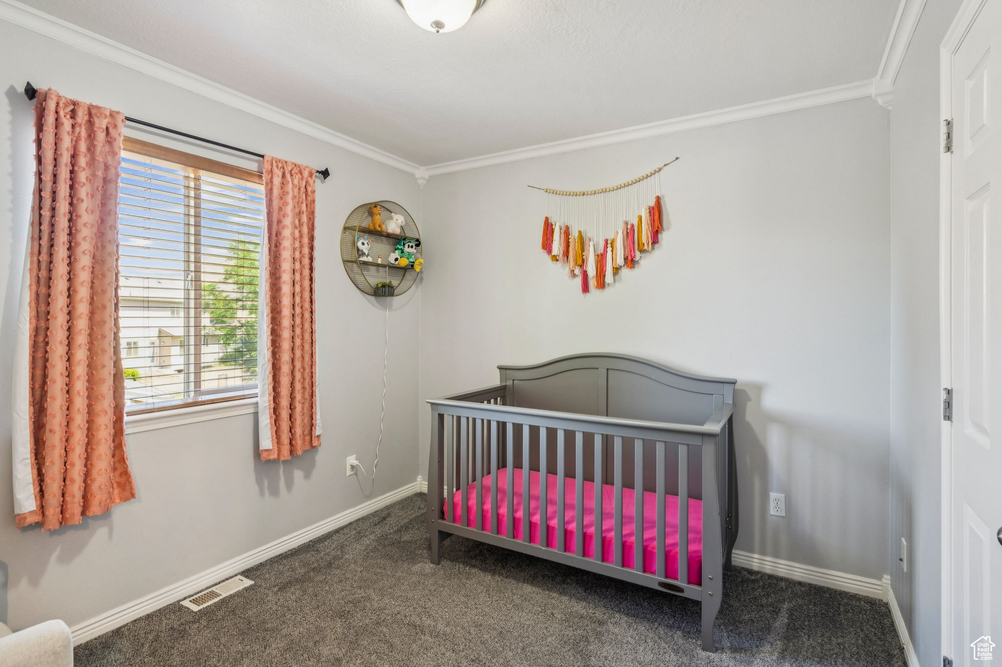 4052 W NEWLAND LOOP
