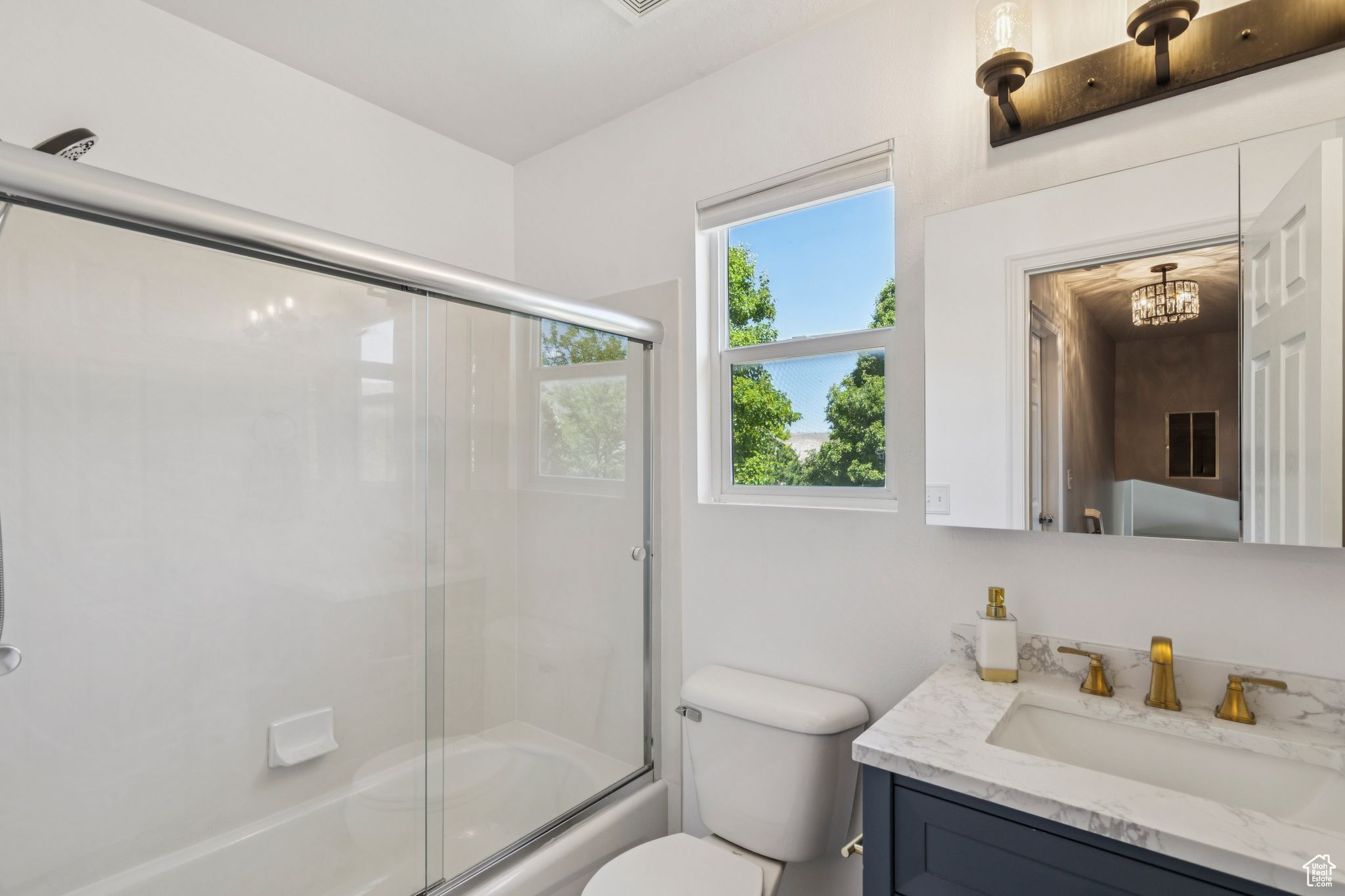4052 W NEWLAND LOOP