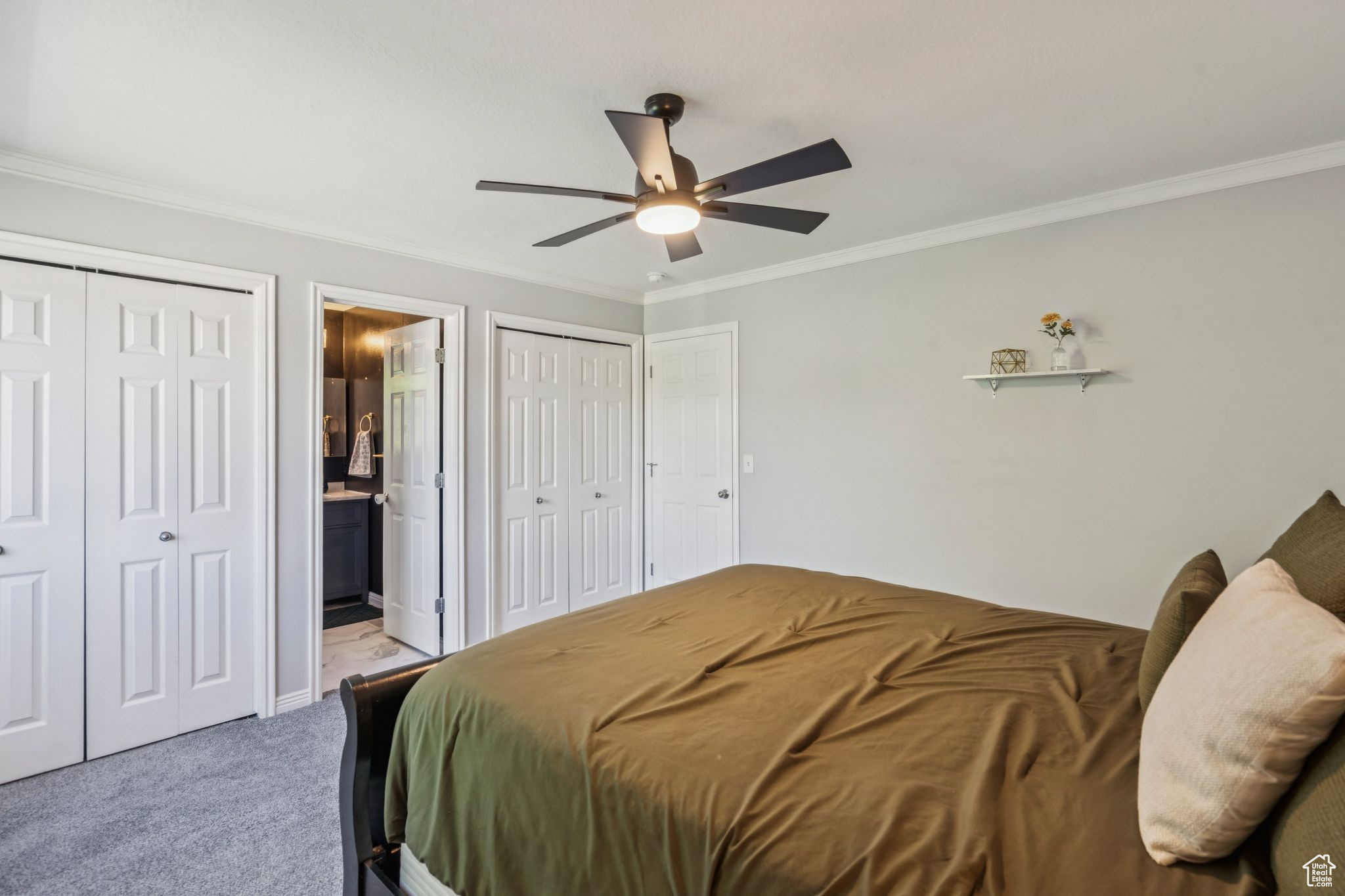 4052 W NEWLAND LOOP