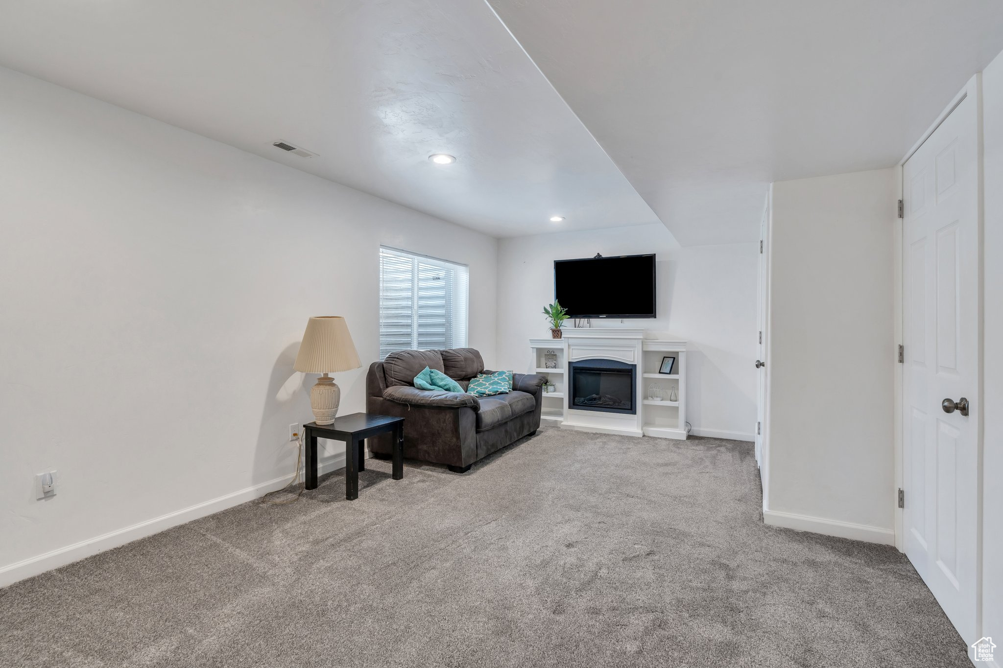 2459 E OX YOKE DR