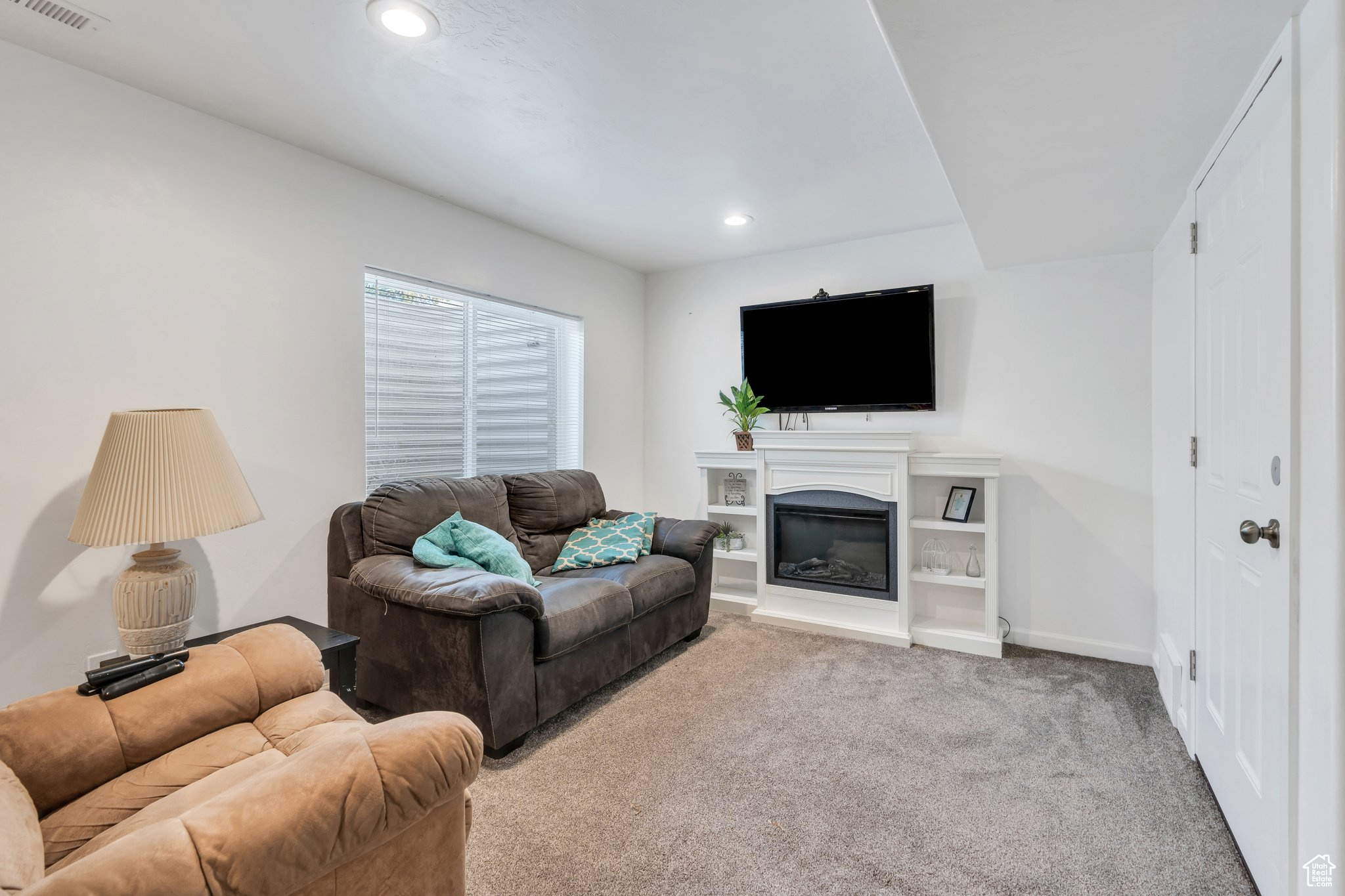 2459 E OX YOKE DR