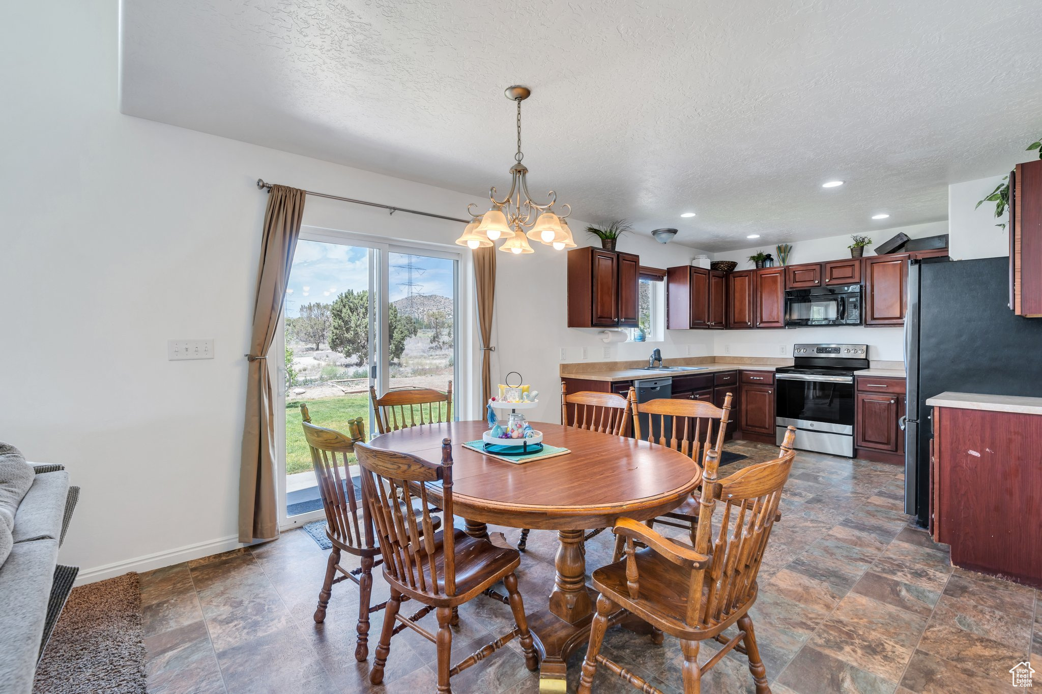 2459 E OX YOKE DR