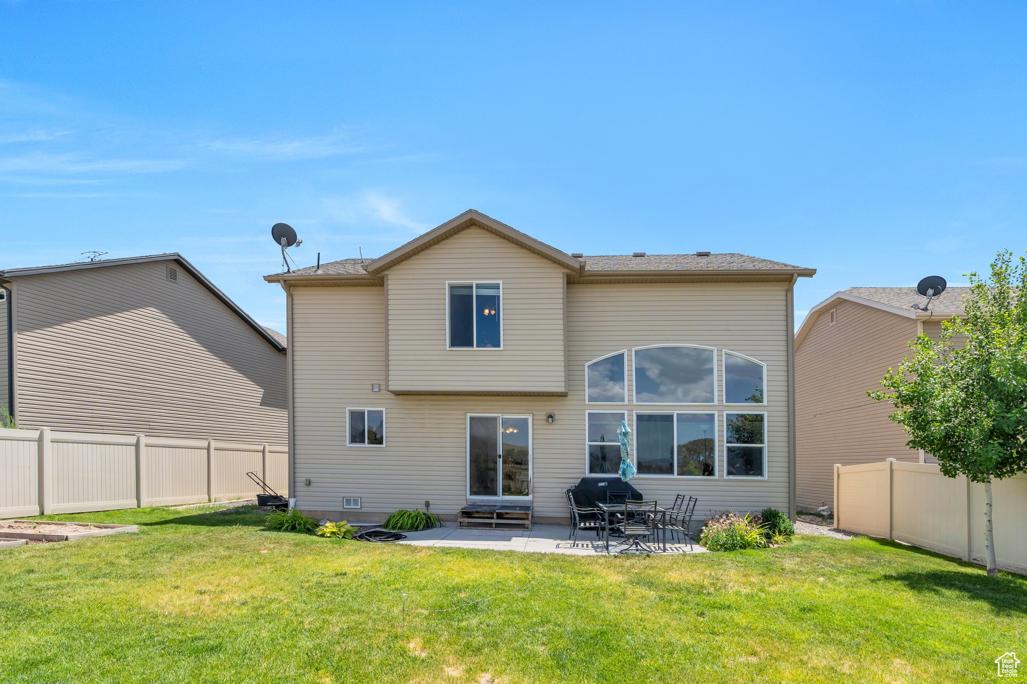 2459 E OX YOKE DR