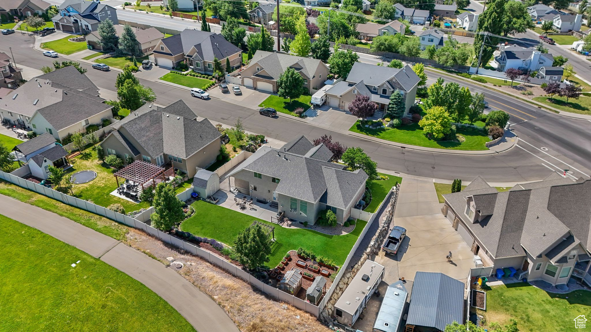 1088 W 2650 N