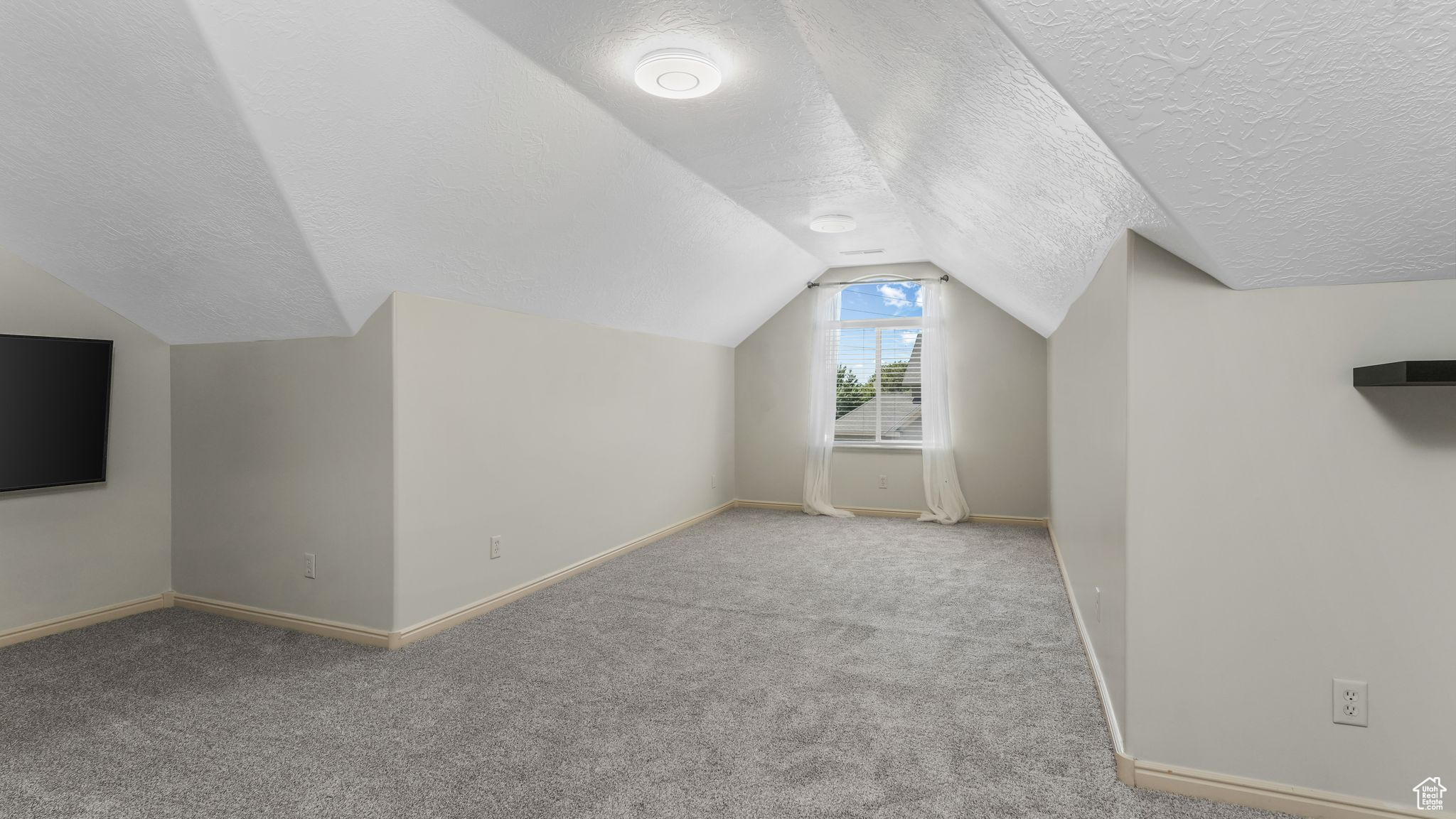 1088 W 2650 N