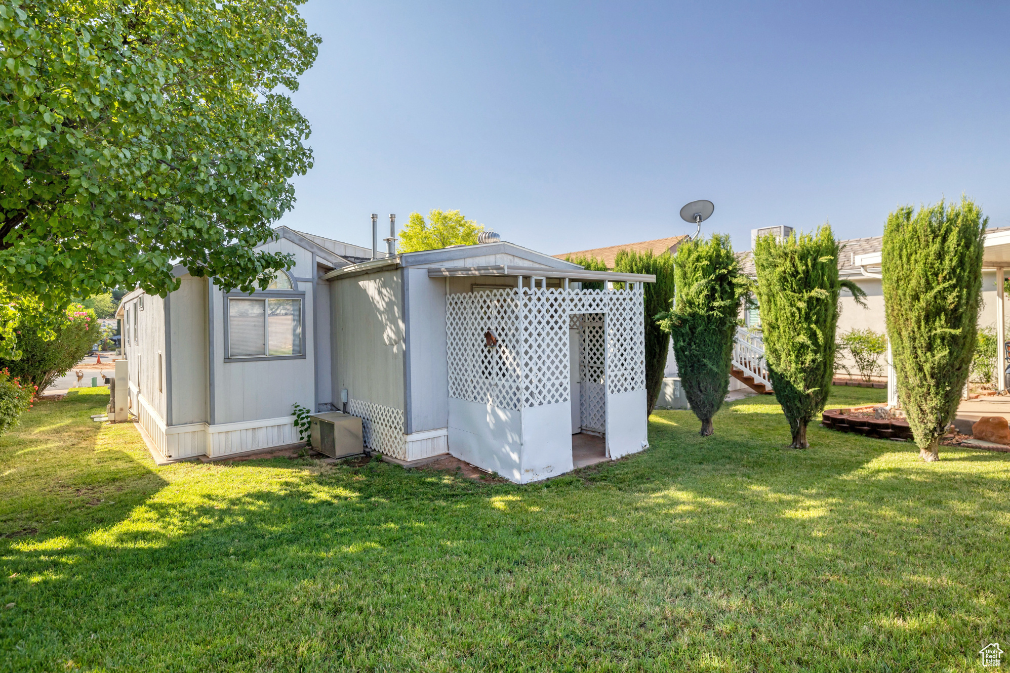 2990 E RIVERSIDE DR #3