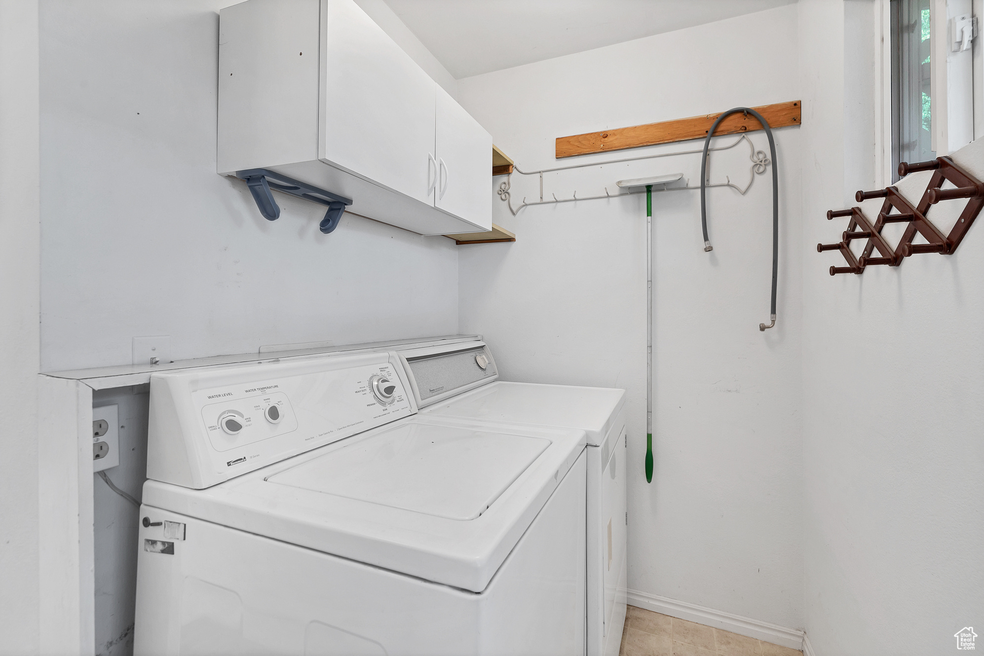 2990 E RIVERSIDE DR #3