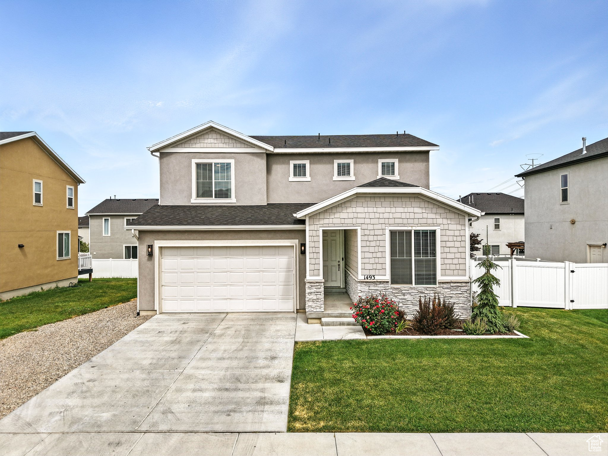 1493 N SUNSET DR