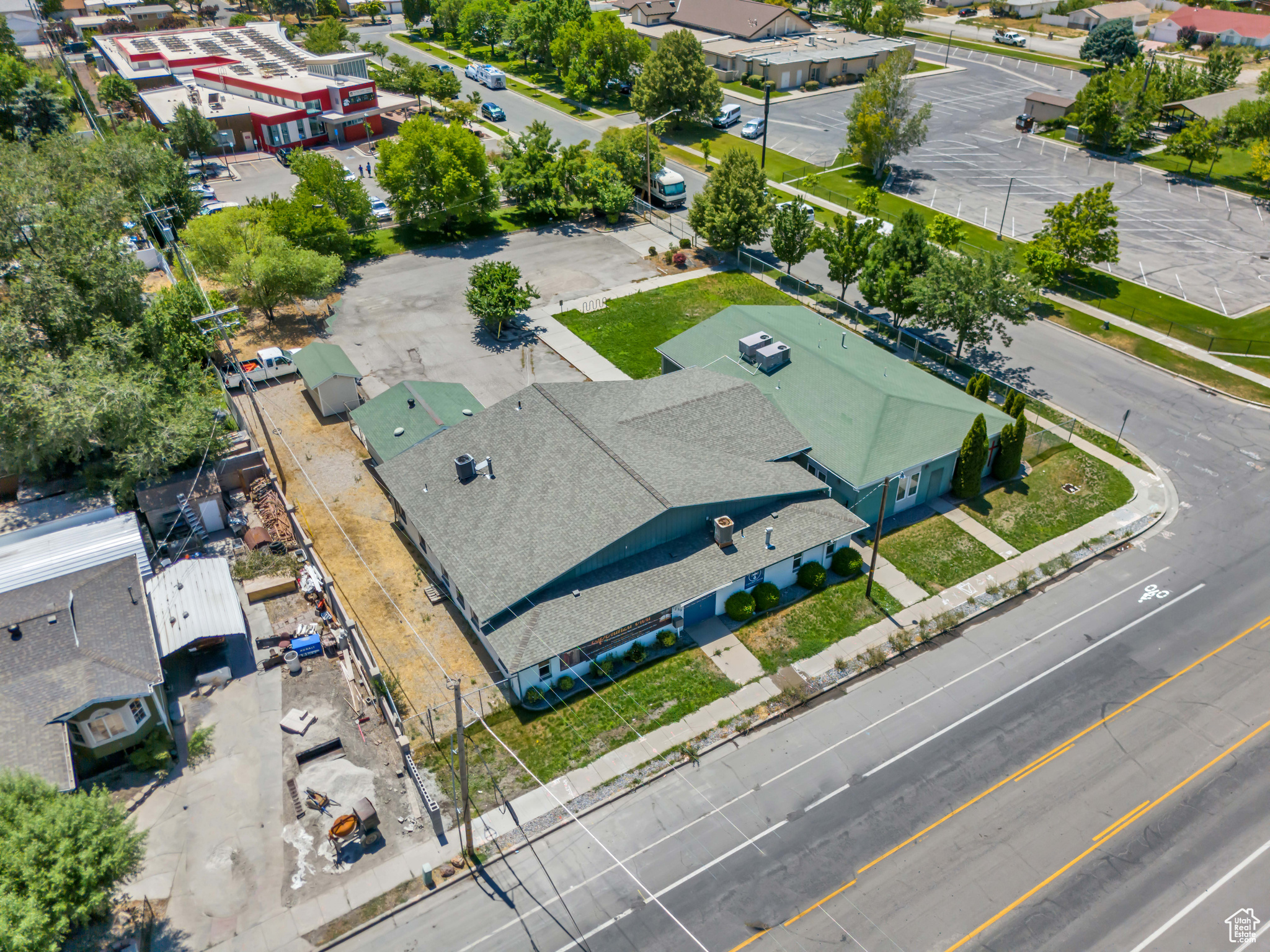 1235 W CALIFORNIA AVE