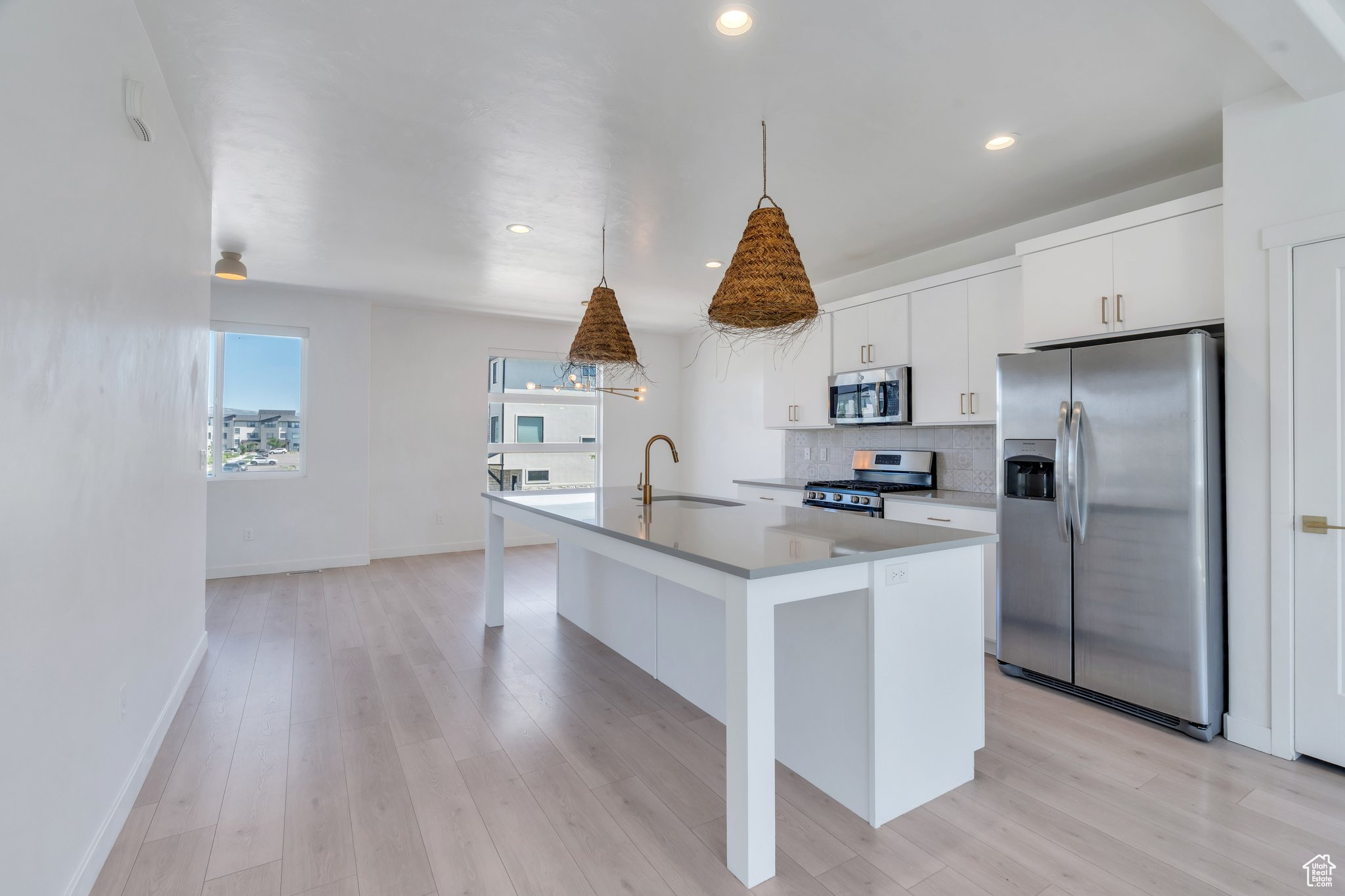 753 W CRYSTAL CREEK RD
