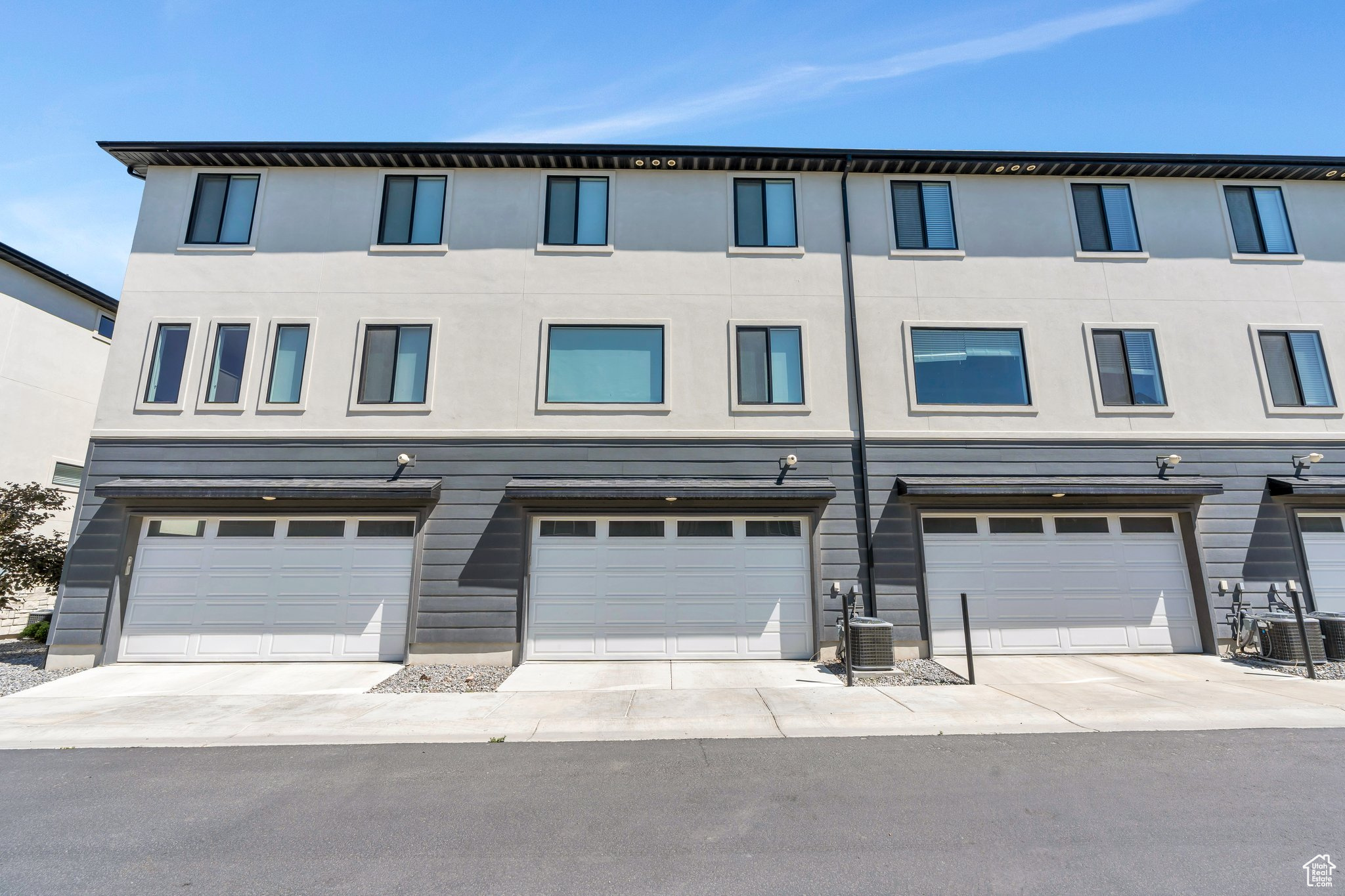 753 W CRYSTAL CREEK RD