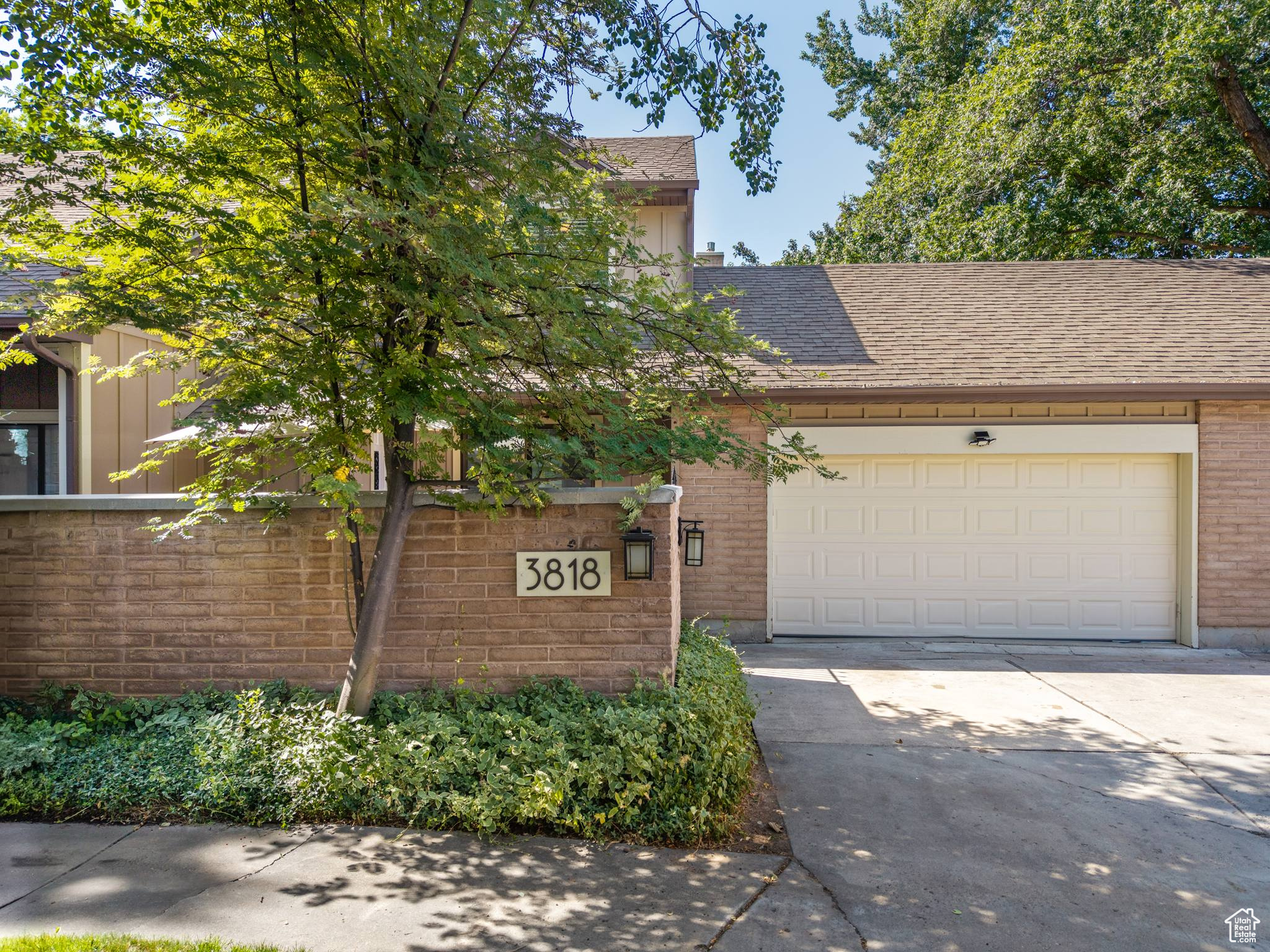3818 N LITTLE ROCK CT
