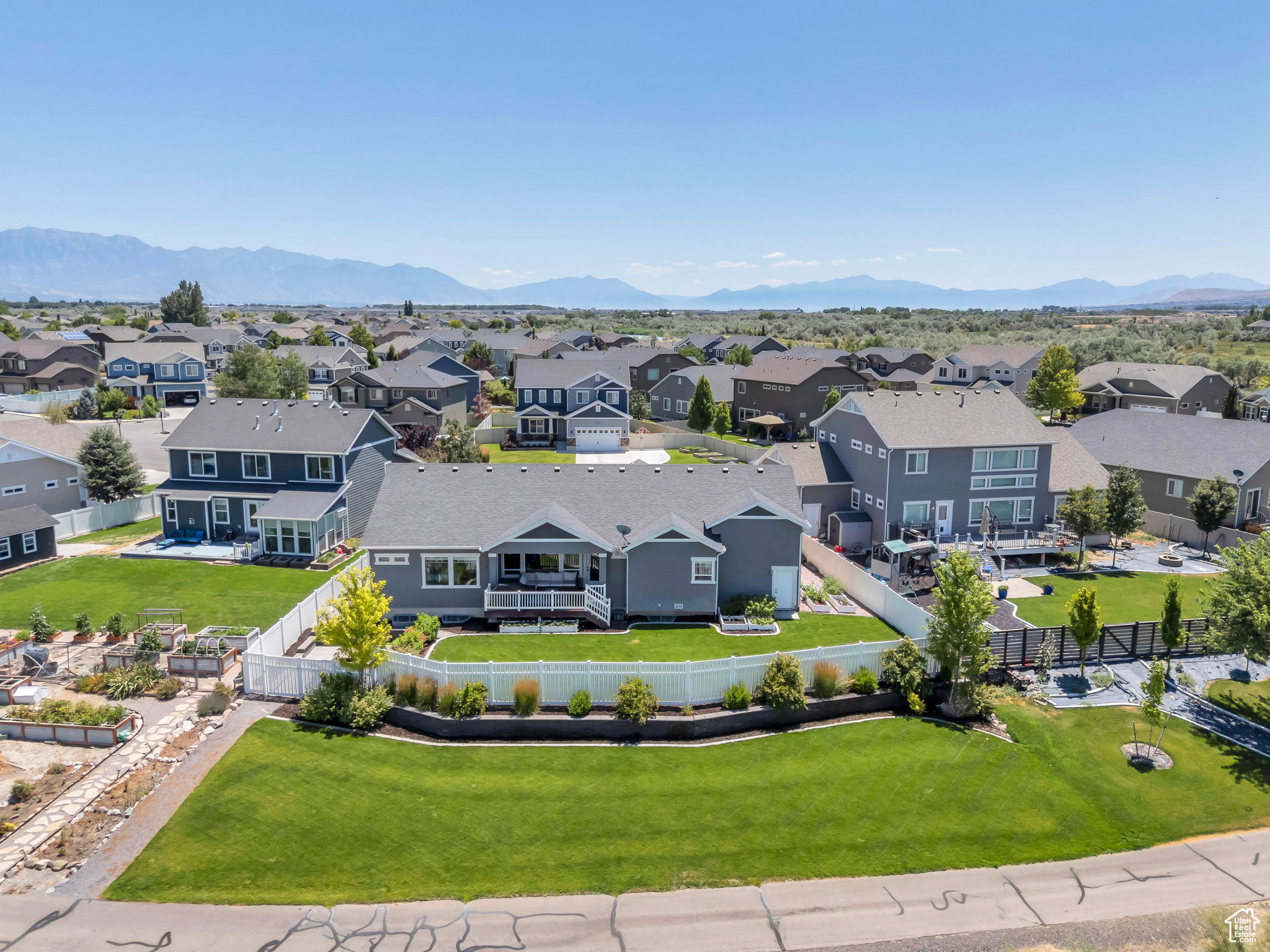 3980 W JORDAN VIEW DR