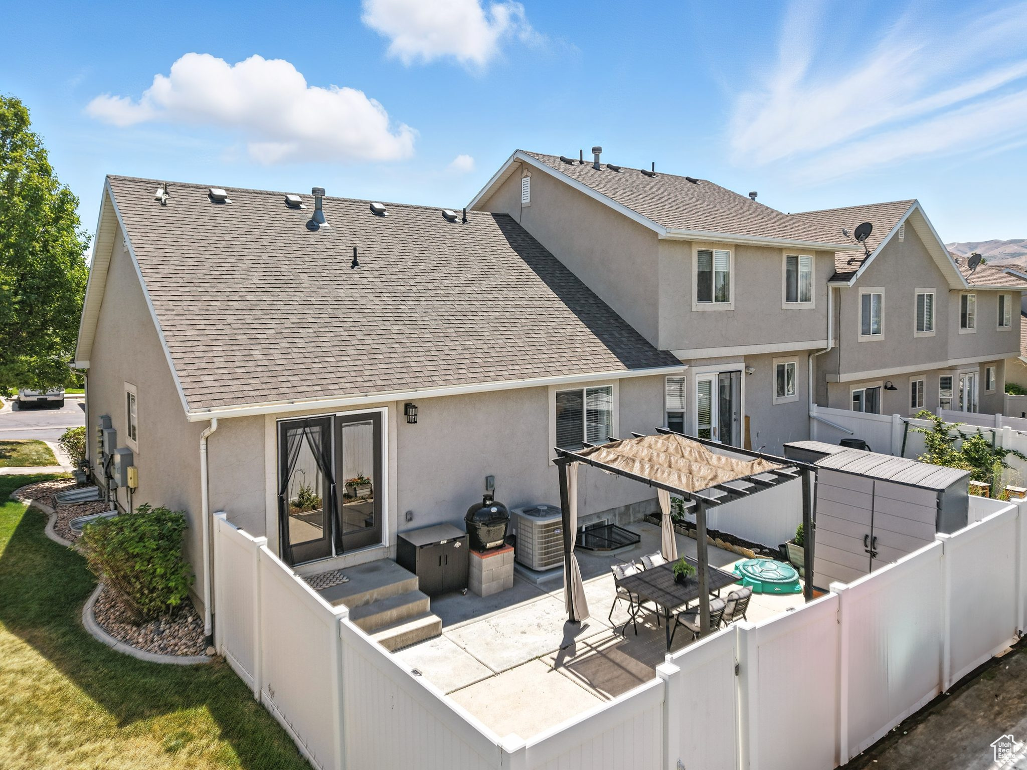 3090 W DAVENCOURT LP