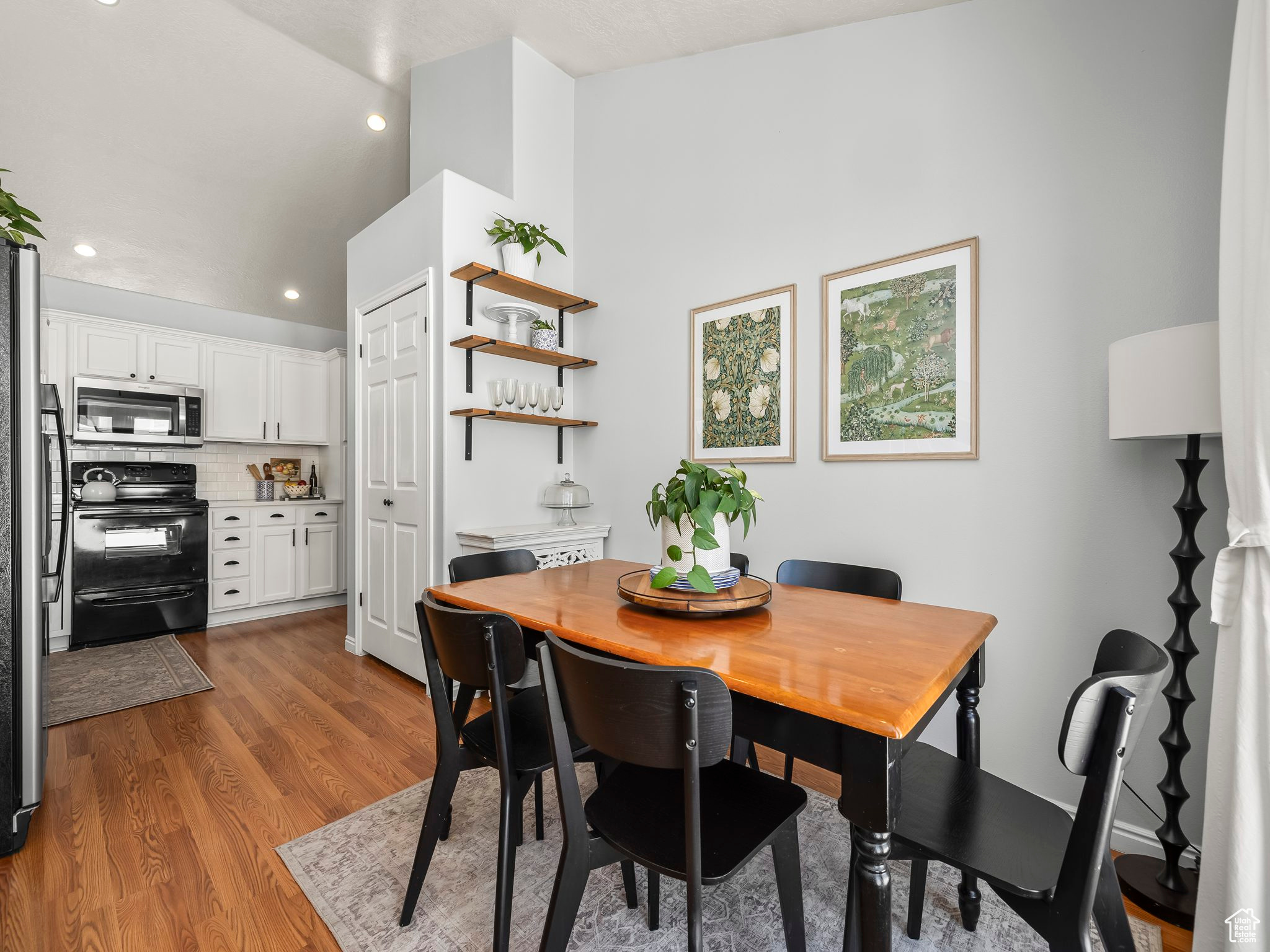 3090 W DAVENCOURT LP