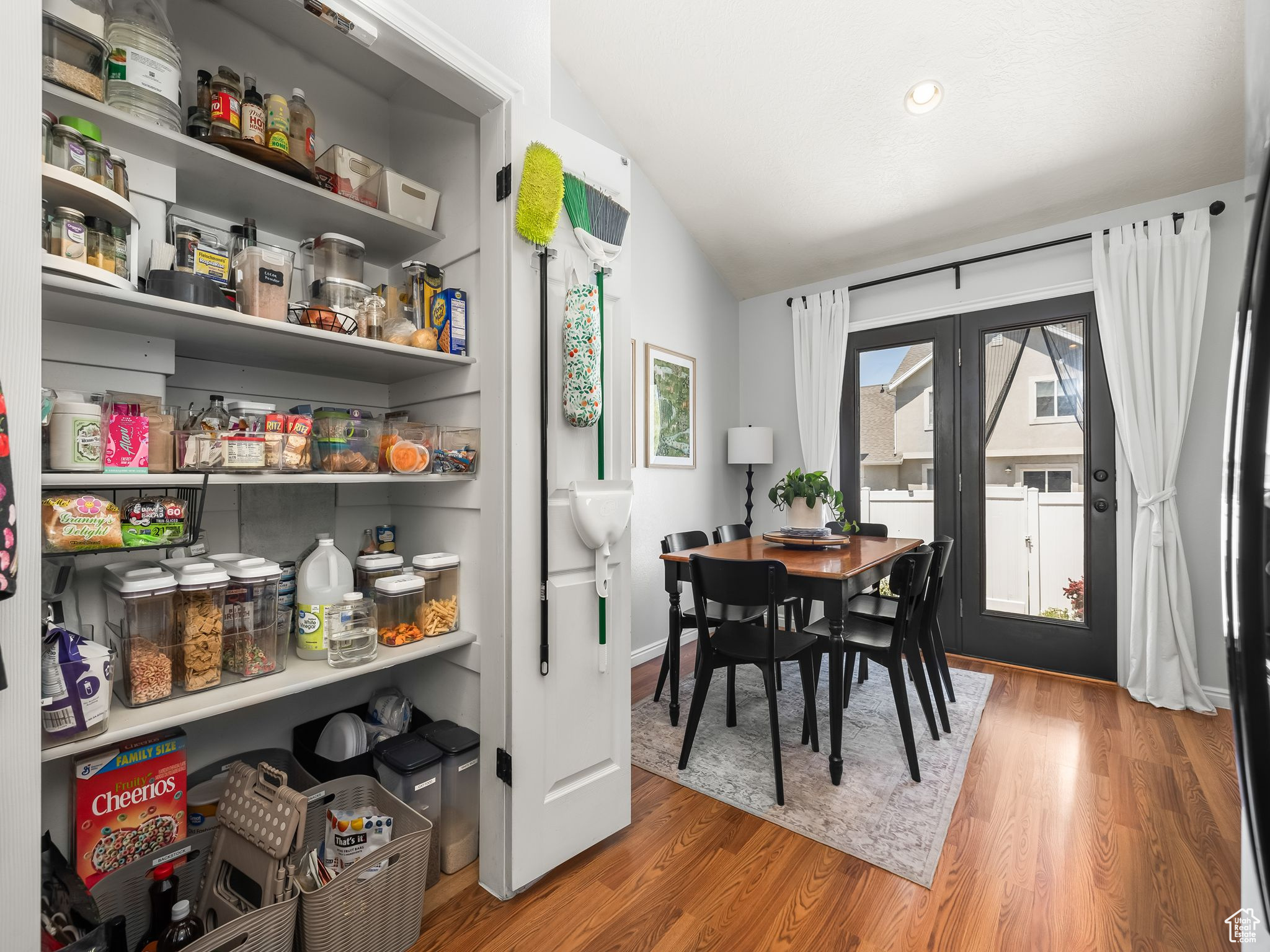 3090 W DAVENCOURT LP