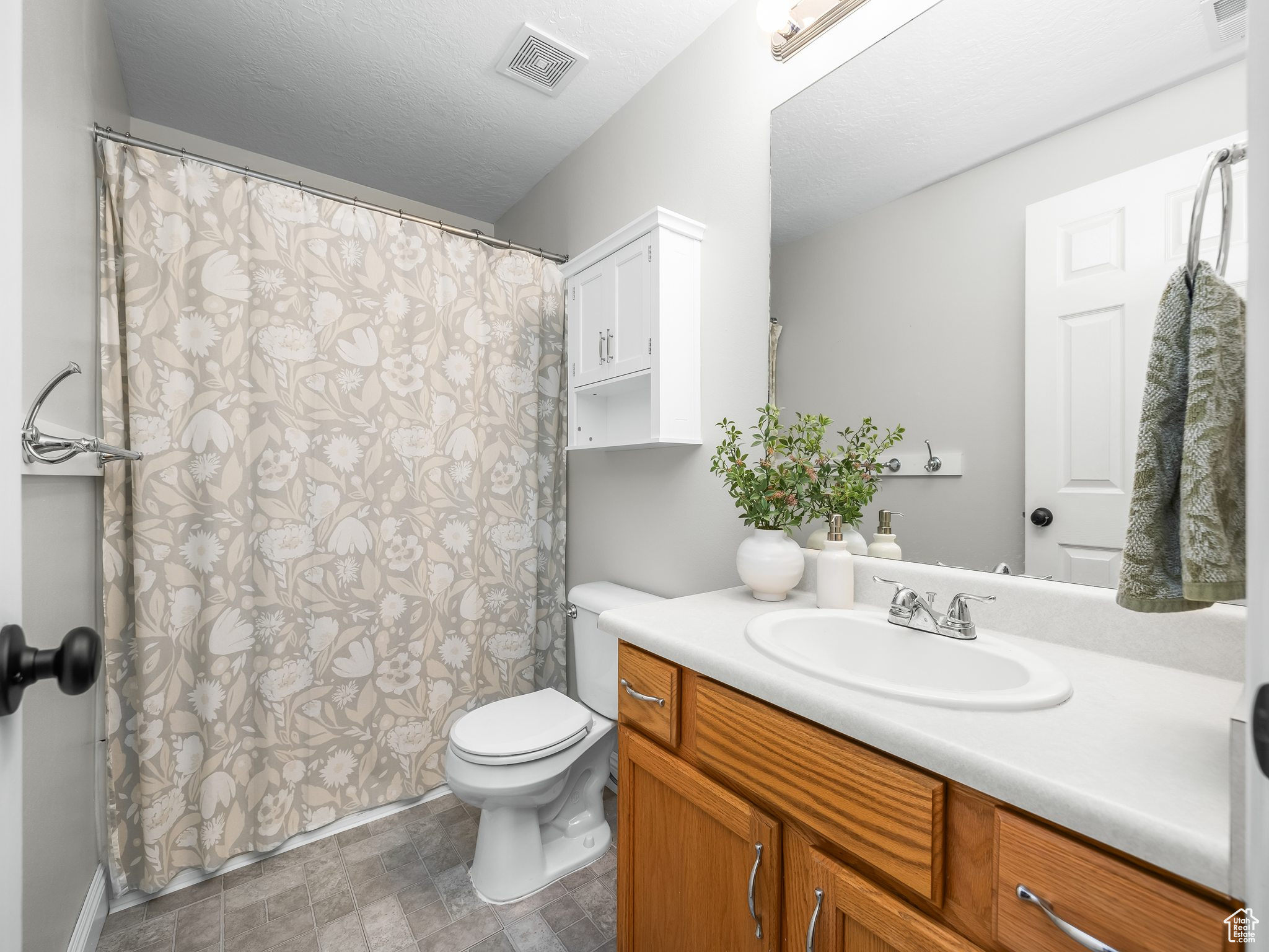 3090 W DAVENCOURT LP