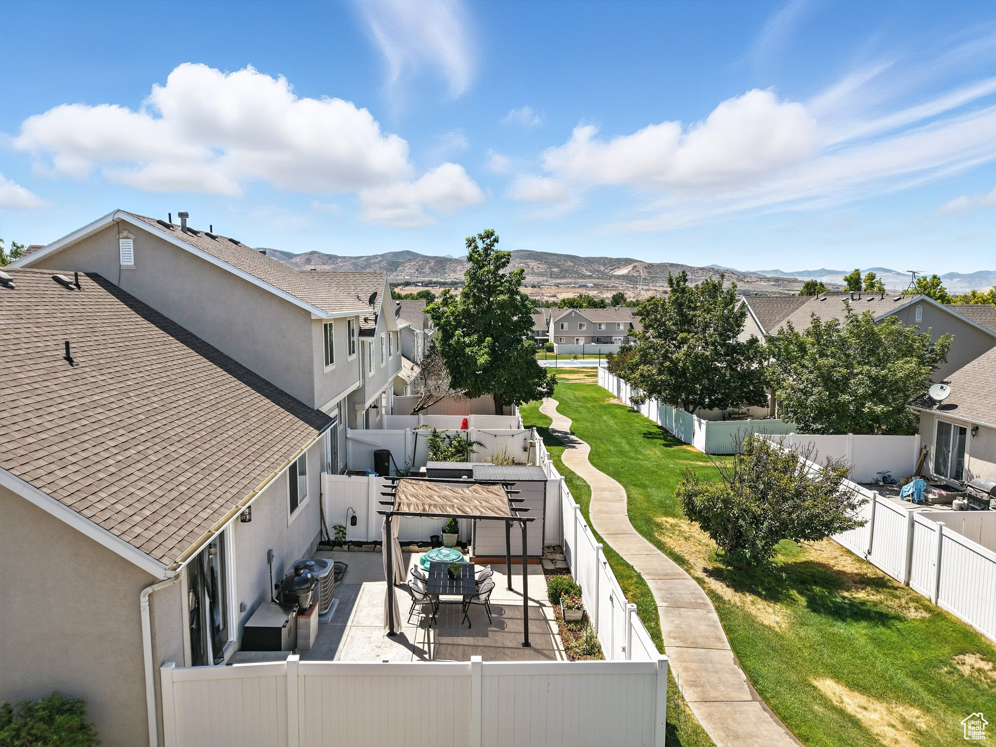 3090 W DAVENCOURT LP