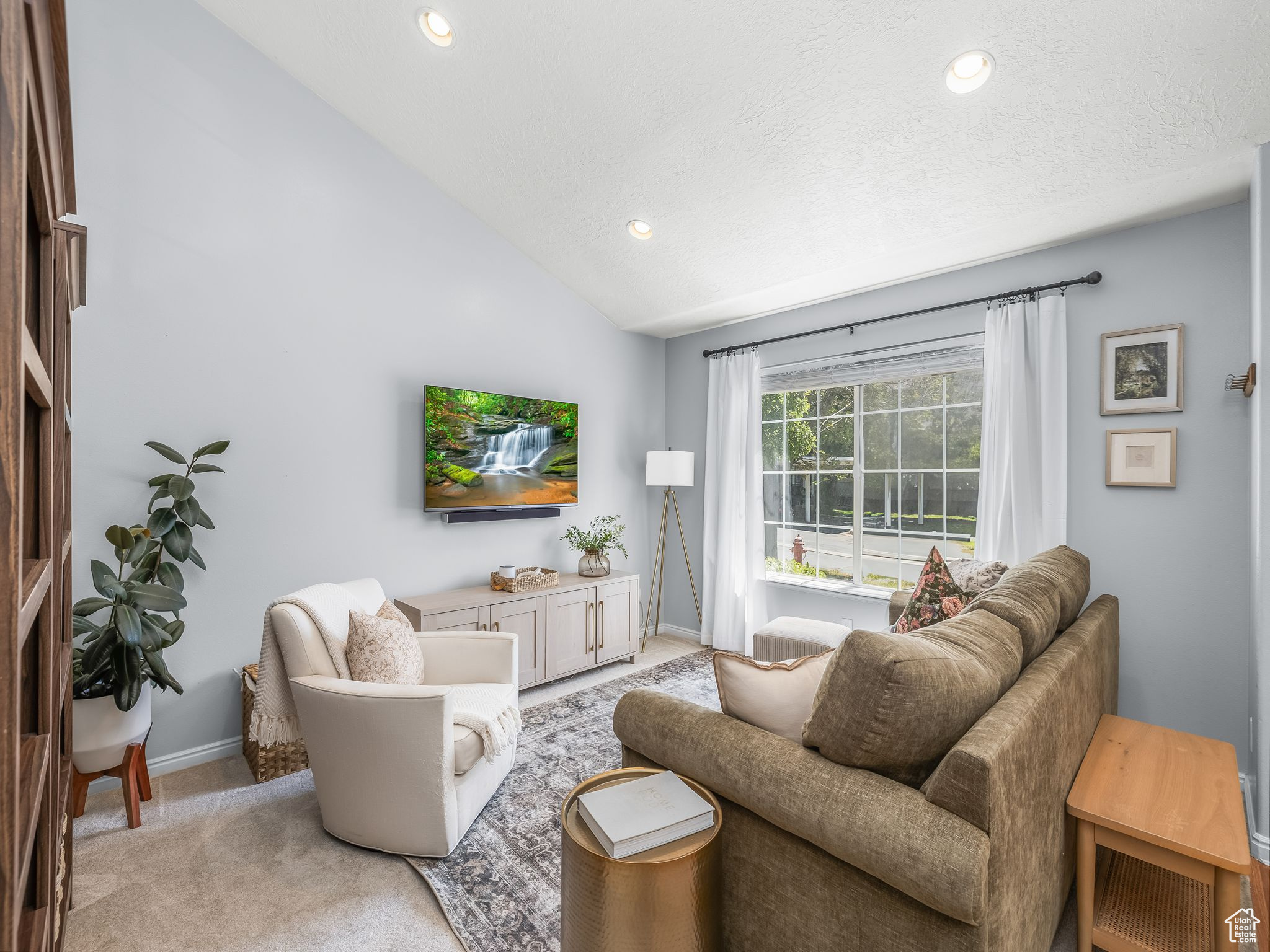 3090 W DAVENCOURT LP