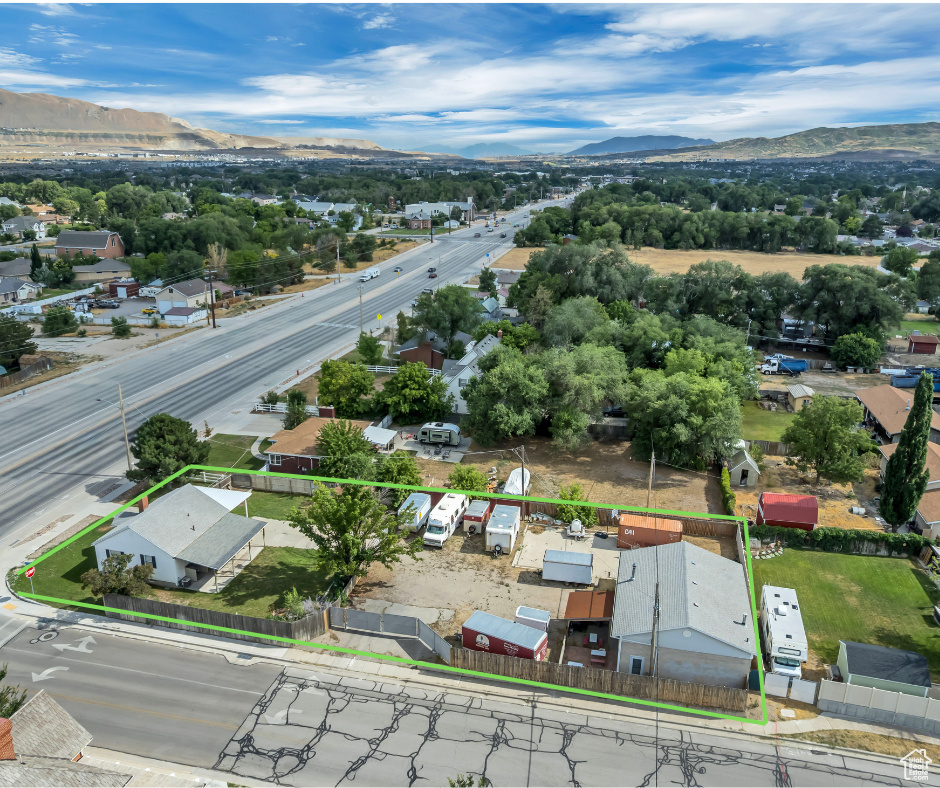 13050 S REDWOOD RD