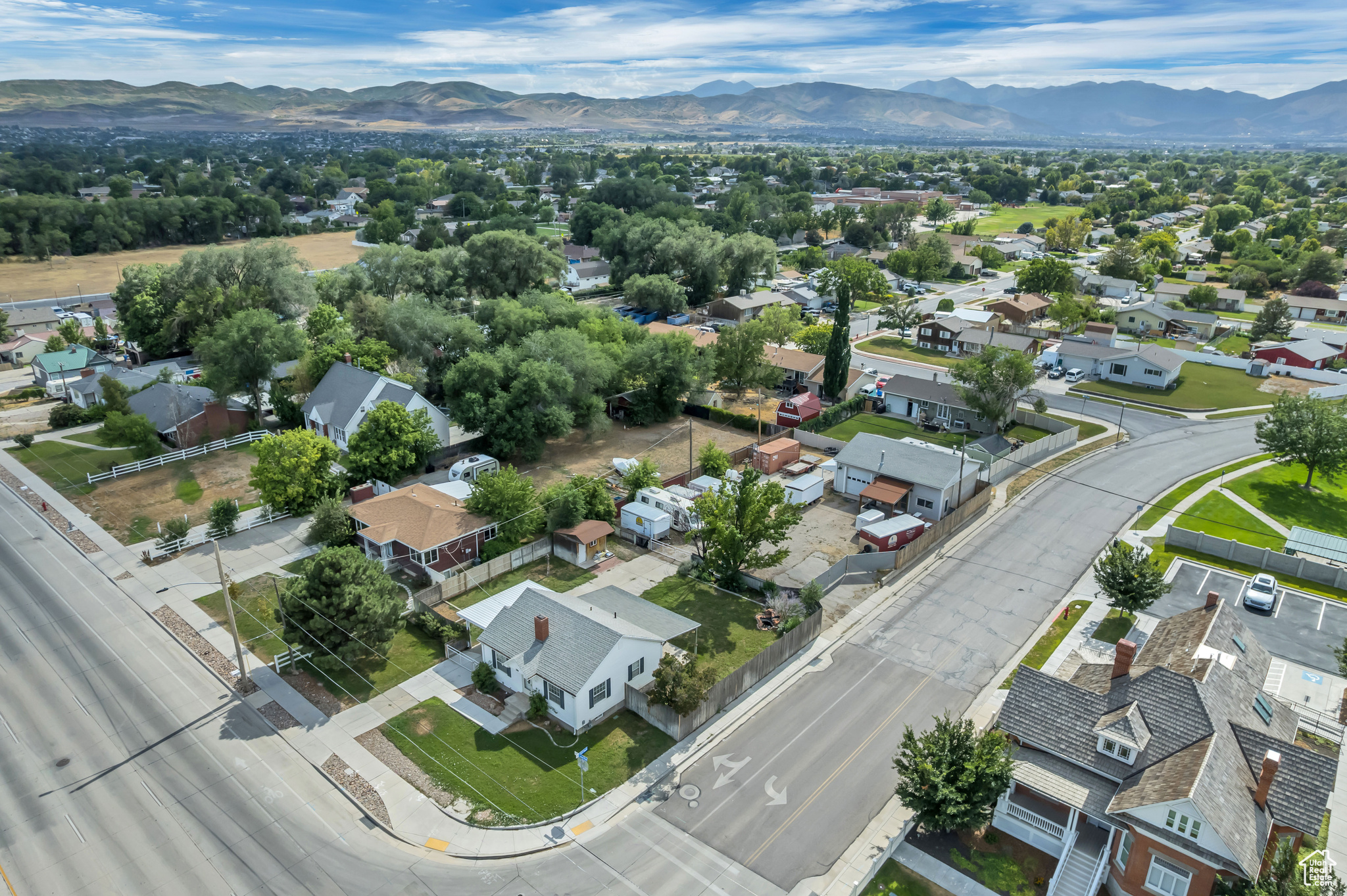 13050 S REDWOOD RD