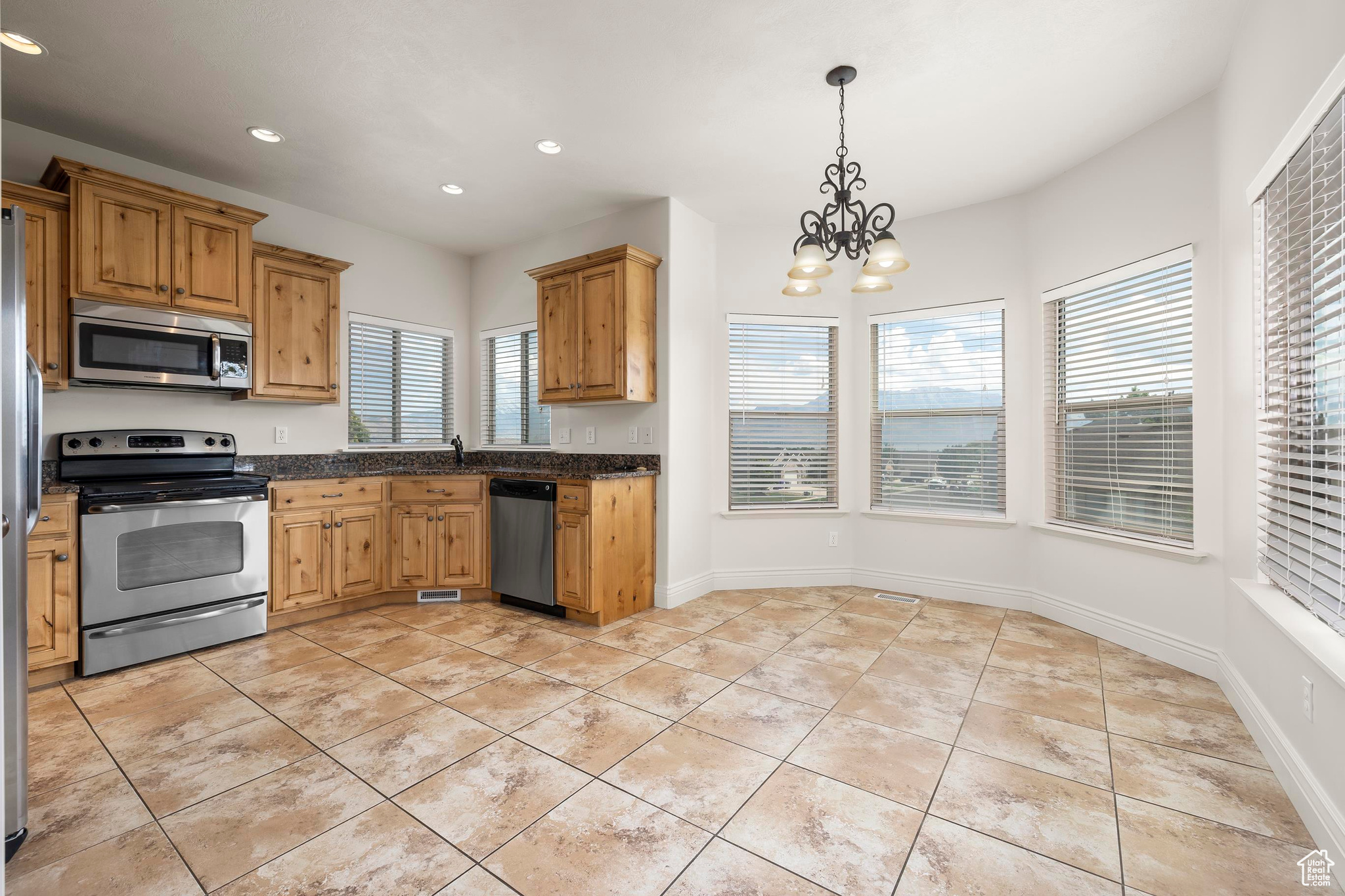 1232 S REGAL VIEW DR