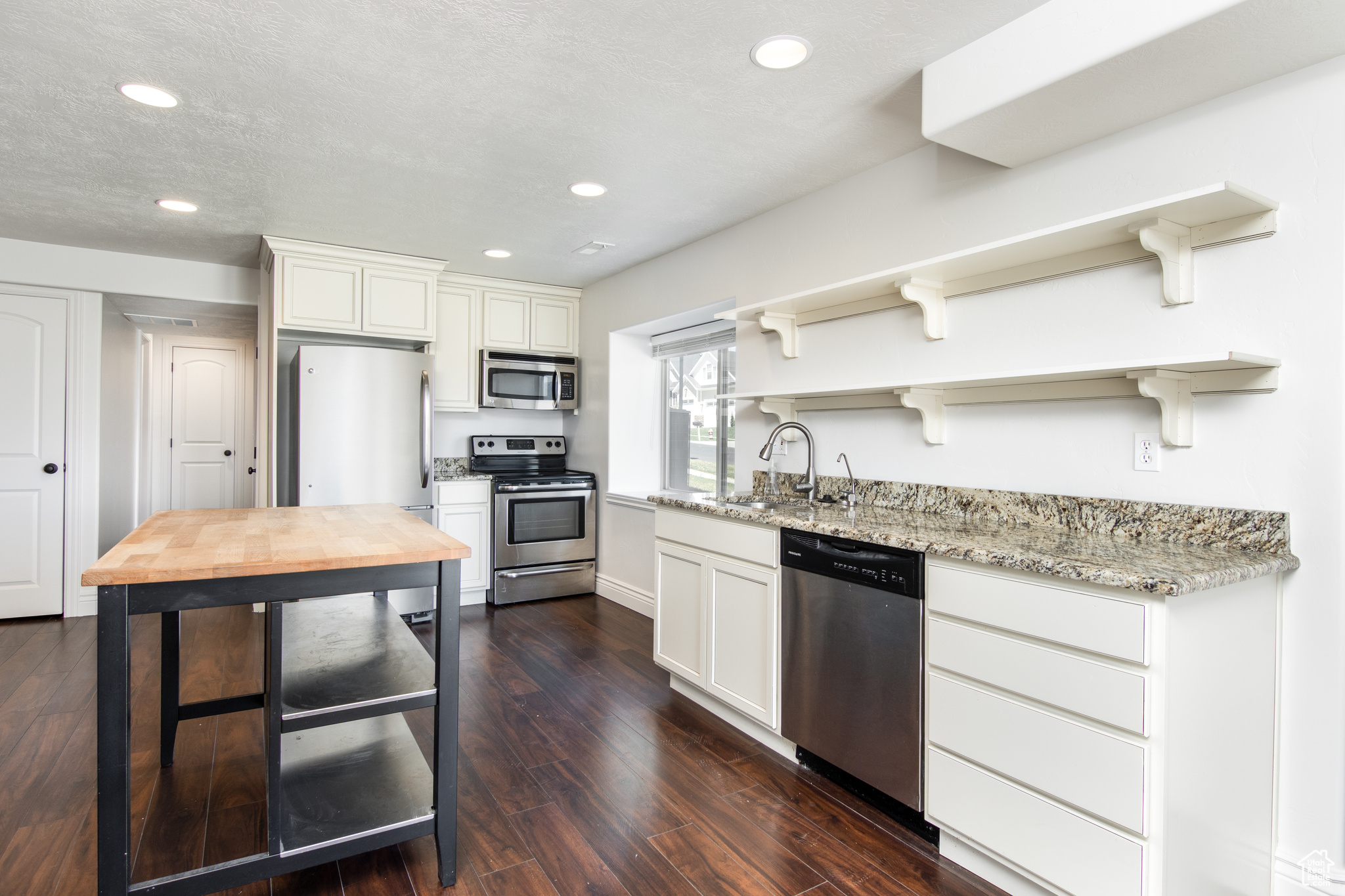 1232 S REGAL VIEW DR