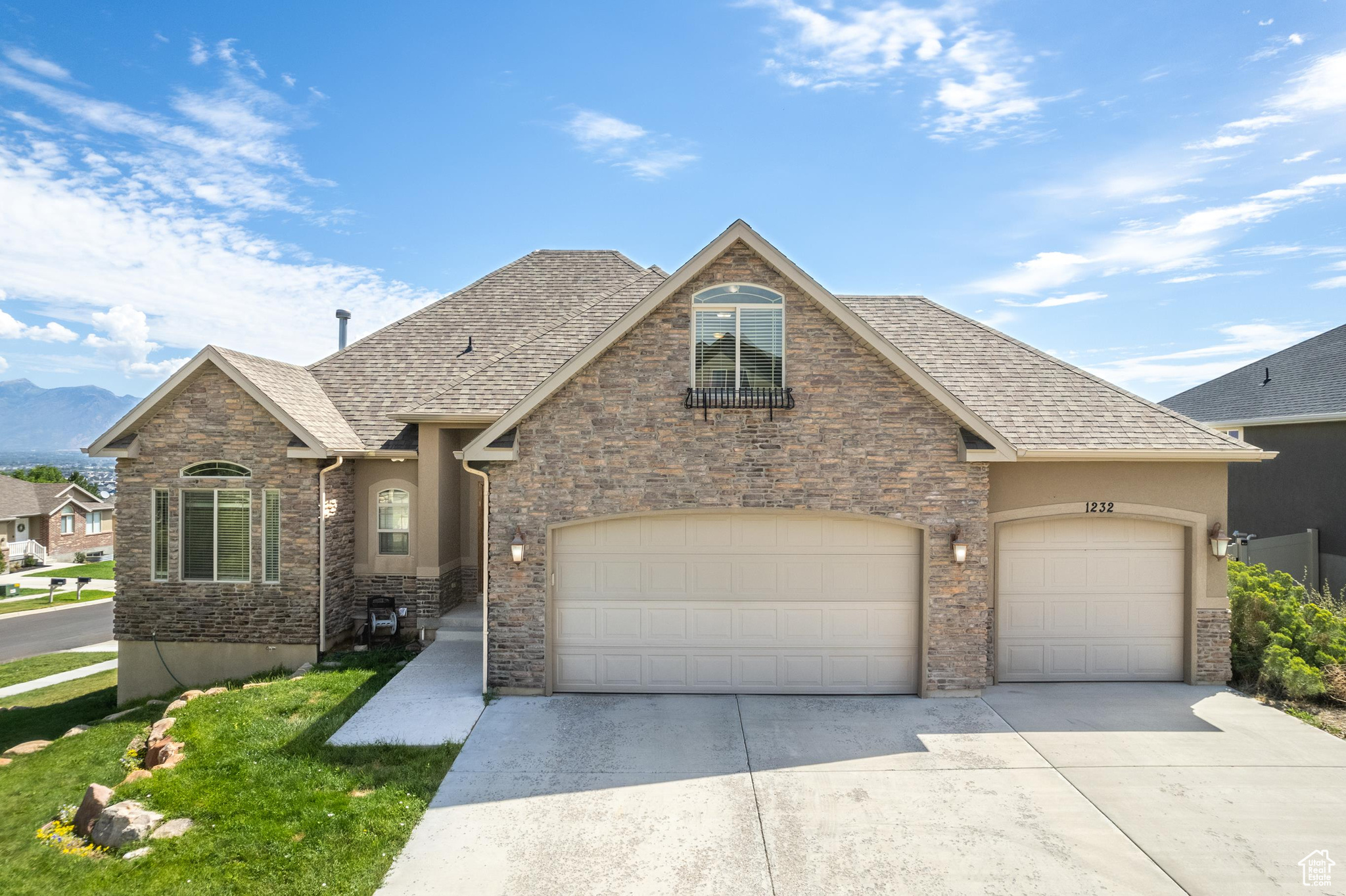 1232 S REGAL VIEW DR