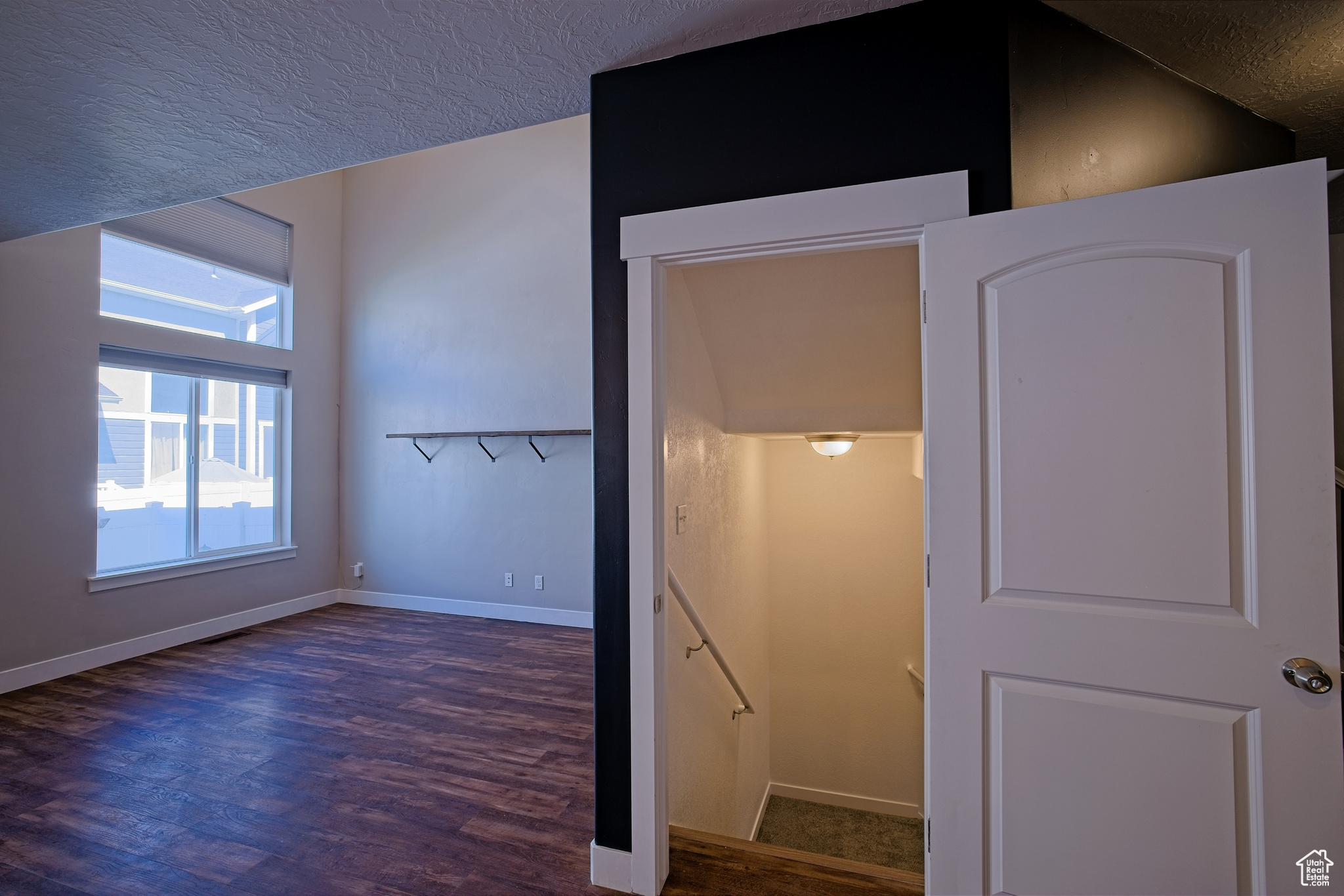 1749 N 3680 W
